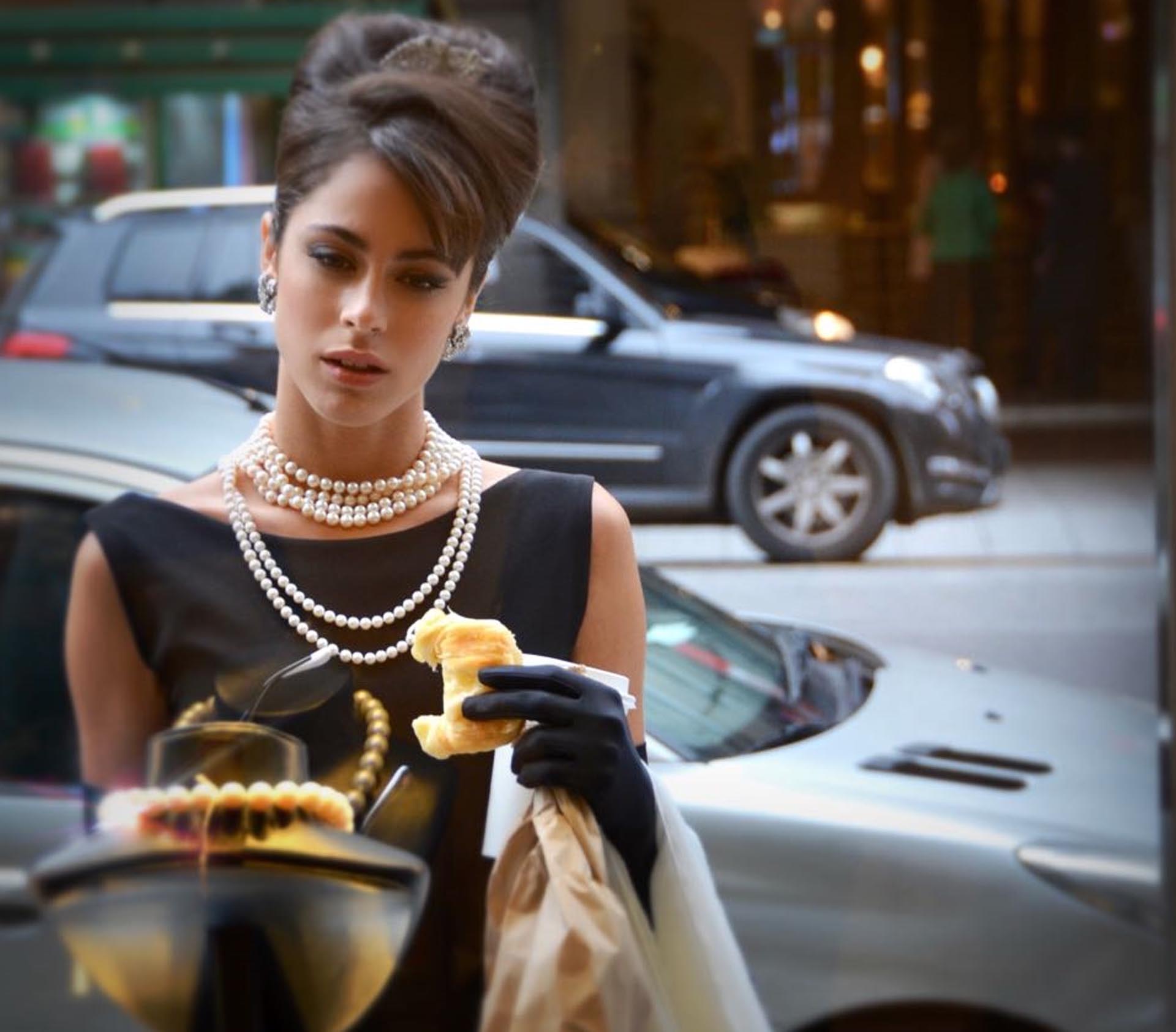 ¡El mismo ángel! Tini Stoessel personificó a la mítica Audrey Hepburn para una producción de fotos realizada por Cristina Pérez