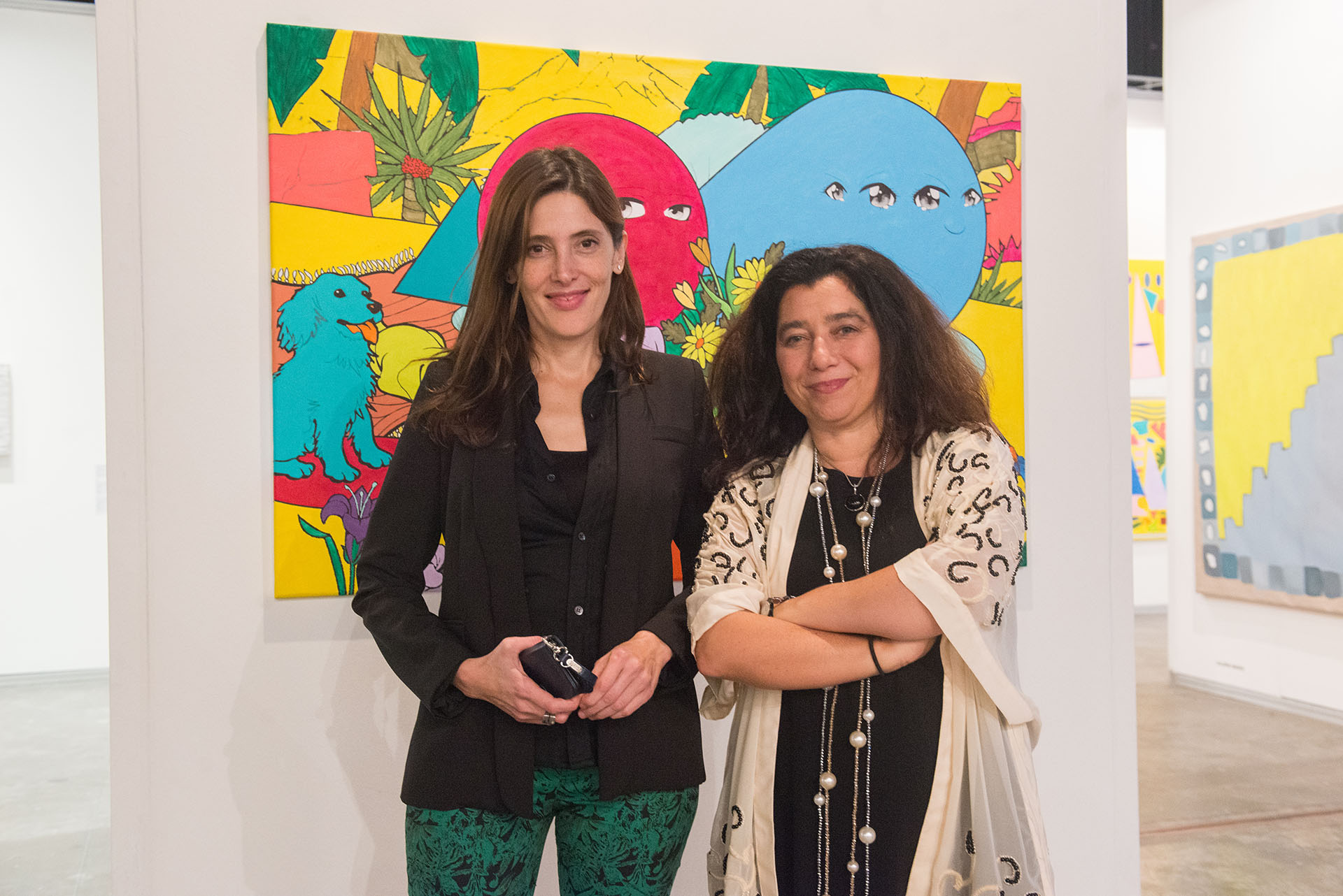 Juliana Ganuza y Mariela Ivanier con un Ad Minolitti de fondo (Gabriela Valle)