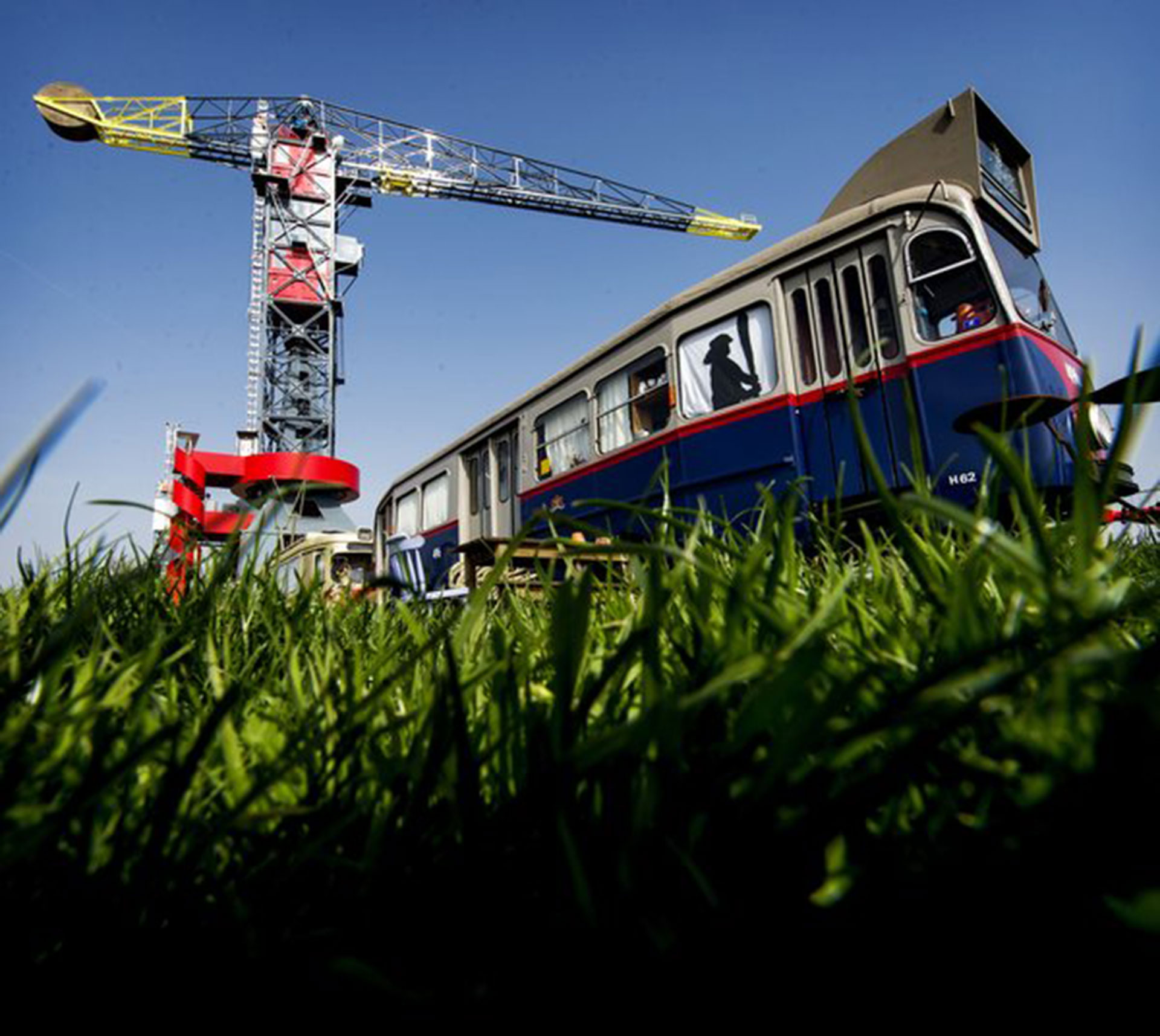 Crane Hotel Faralda (Amsterdam, Holanda). Consta de tres suites erigidas en una antigua grúa industrial. Se destaca el jacuzzi en las alturas, que permite relajarse y apreciar de una vista inigualable (Koen van Weel/AFP/Getty Images)