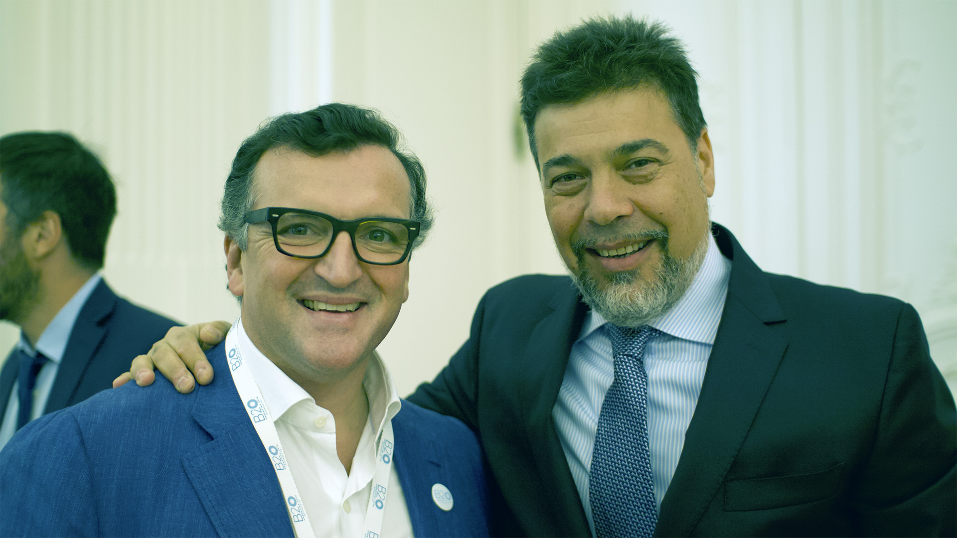 Martín Mioya, CEO de Globant y chair de Educación y Empleo, junto a Darío Werthein, de Grupo W