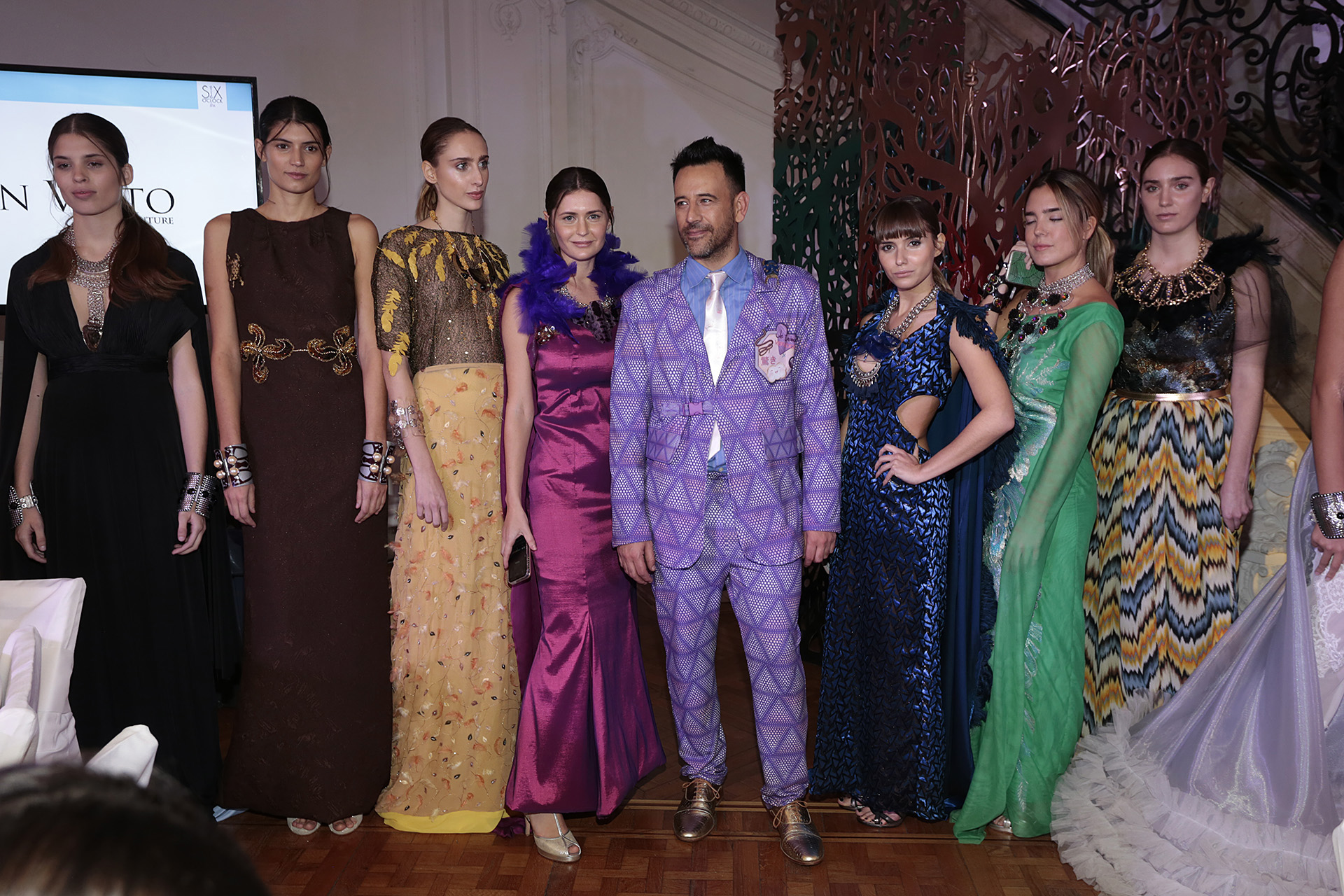 El Six también contó con la participación de diseñadores nacionales como Gabriel Lage, Sylvie Burstin, Natacha Morales, Caro Sosa, Carina Farinaccio, Hanna, Juan Vitto, Jorge Rey y Silvina Giorgio