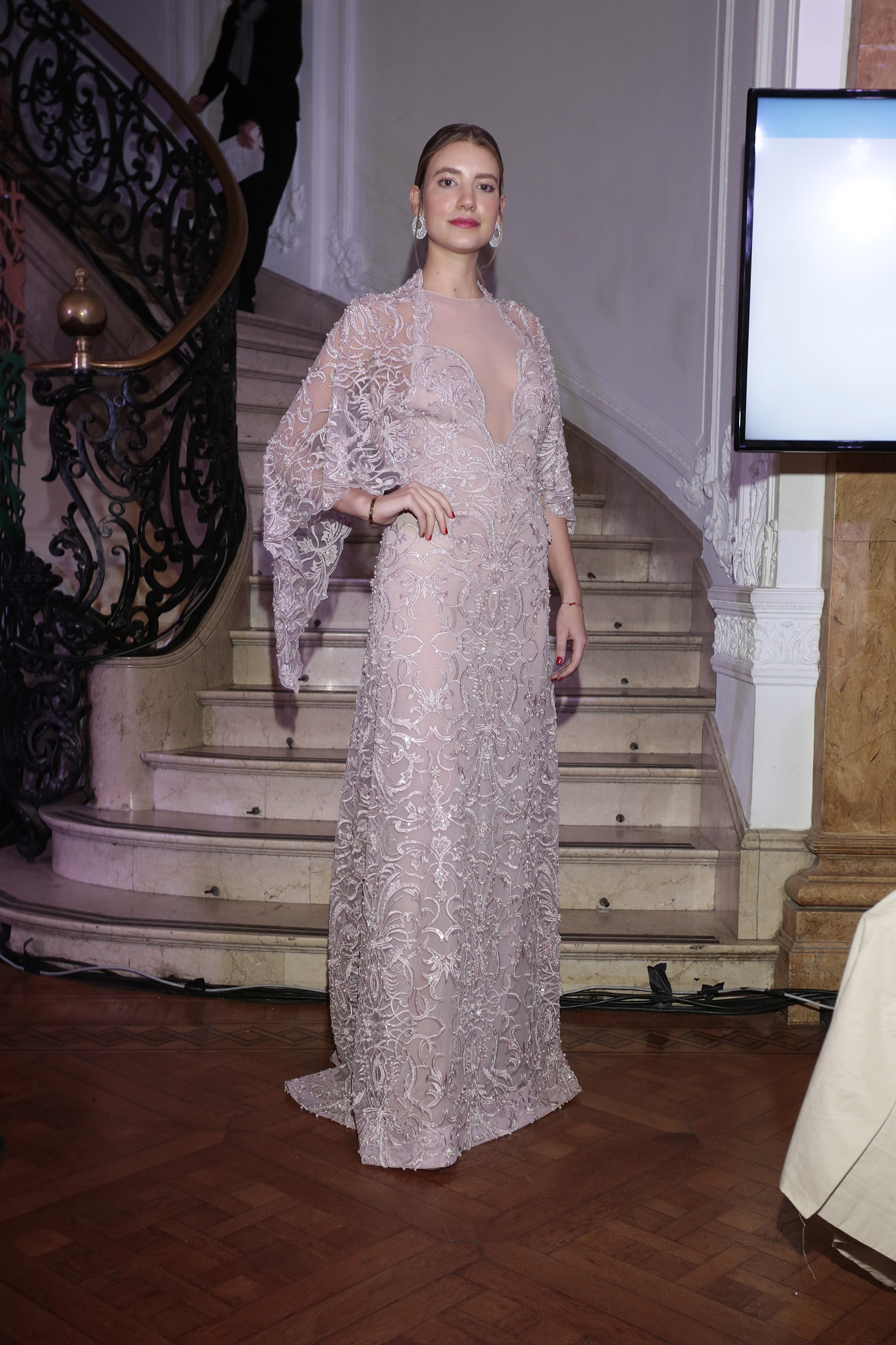 Angie Landaburu, fabulosa con un vestido de la colección de Gabriel Lage