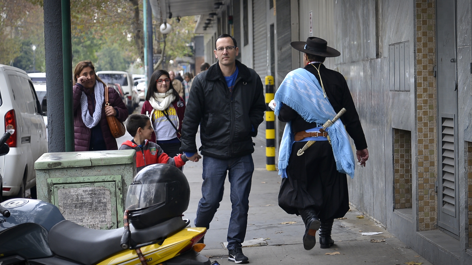 Cientos de familias visitaron la feria durante el domingo