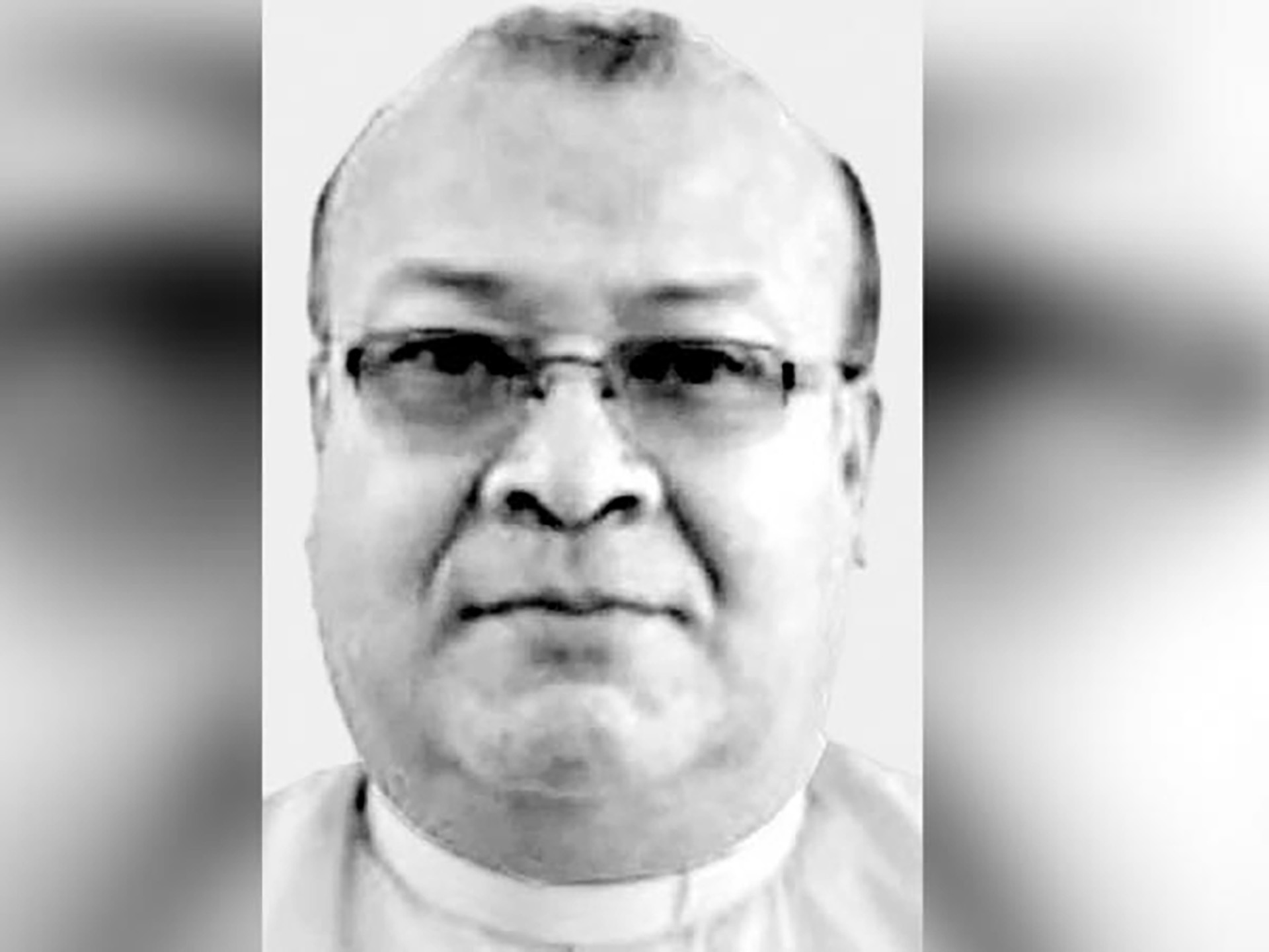 Padre Roberto Cadavid, denunciado varias veces por violaciones contra menores de edad.