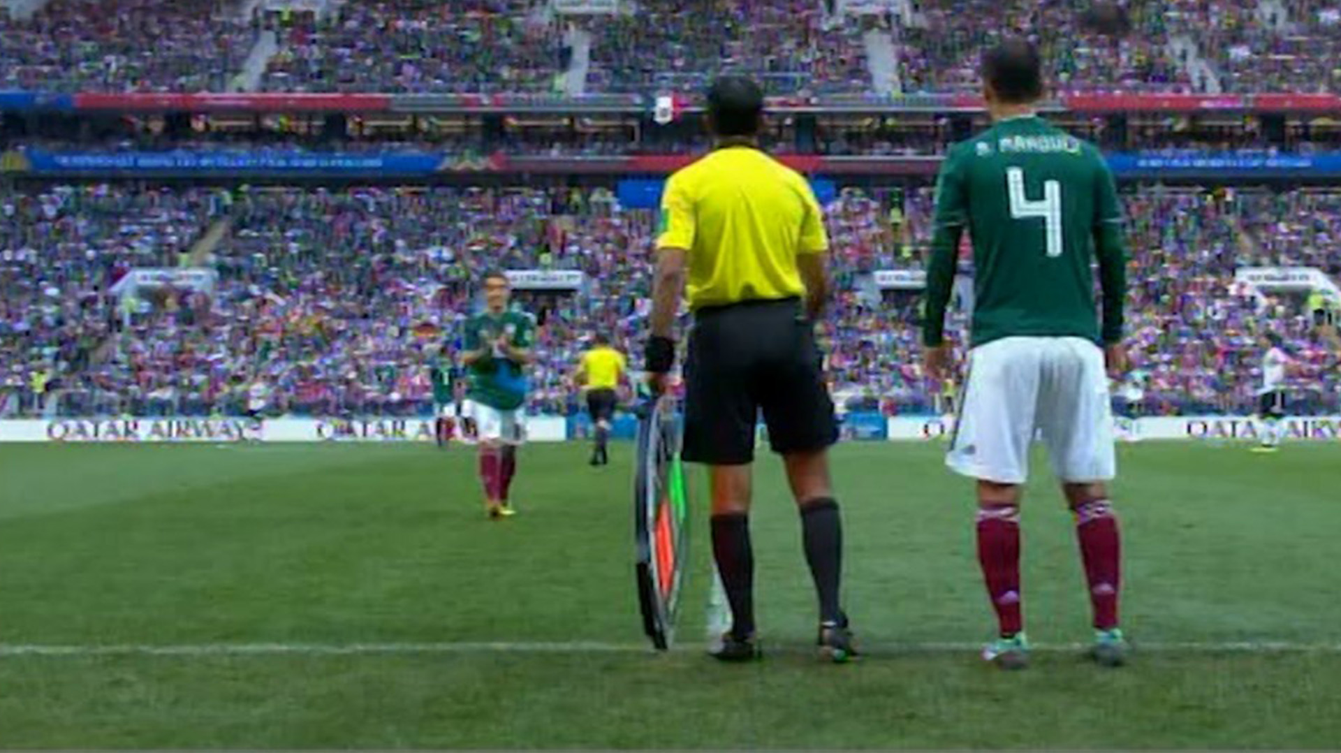 Márquez ingresa a la cancha contra Alemania en el debut mexicano en Rusia 2018 para jugar su quinto Mundial (Foto: Captura de pantalla)