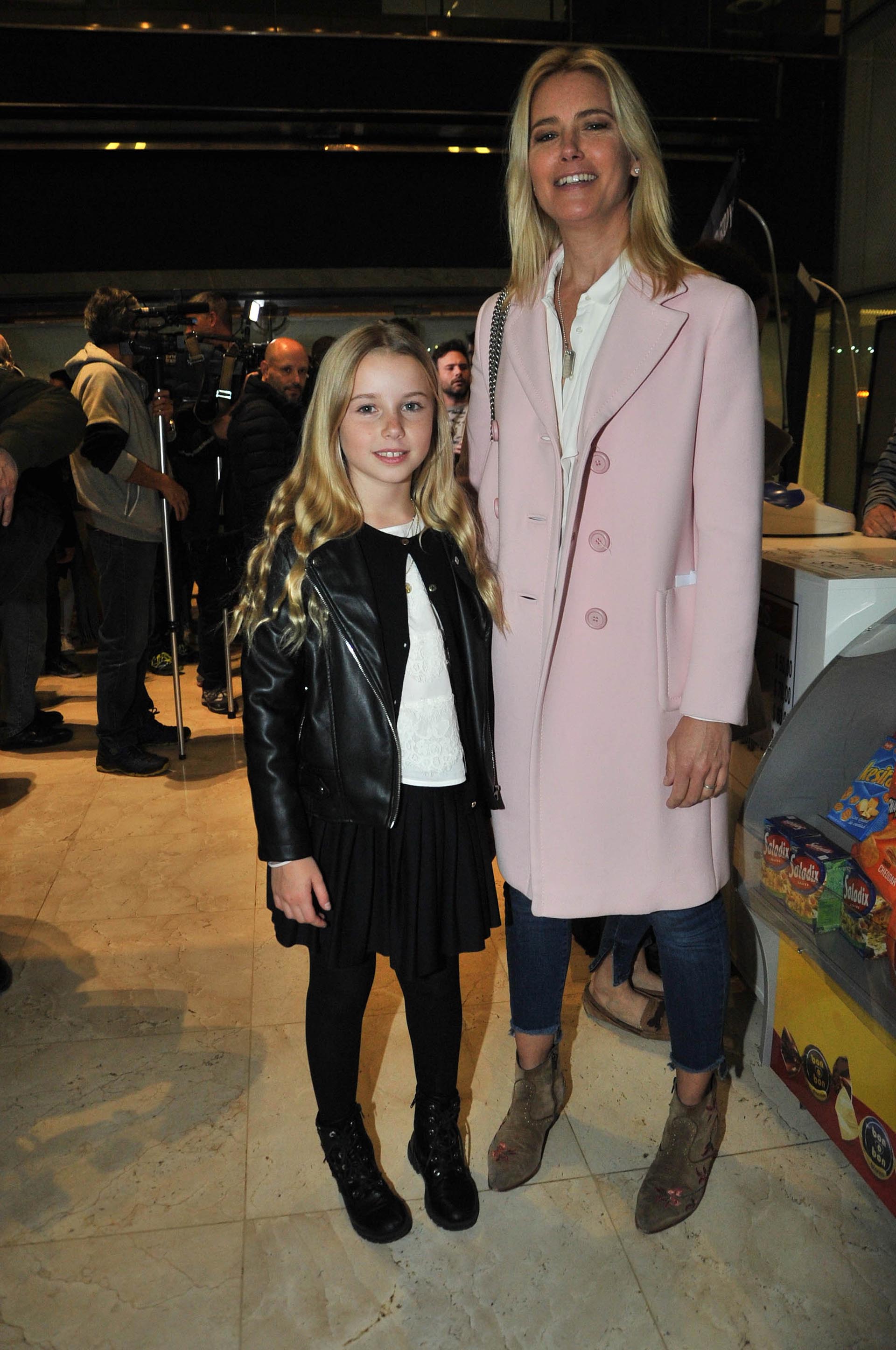 Valeria Mazza con su hija, Taína