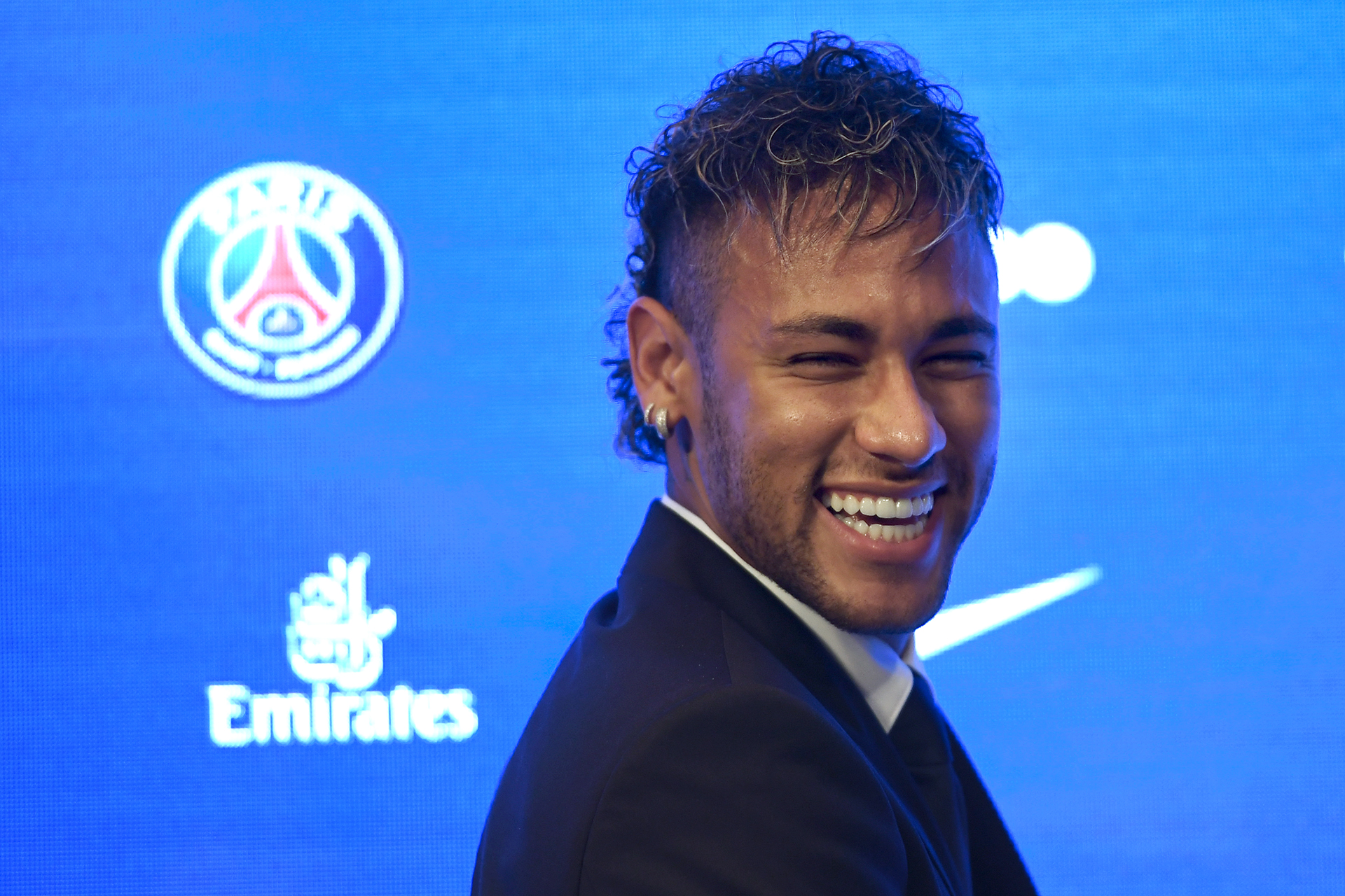 Neymar, Brasil, 26 años, en pareja (AFP)