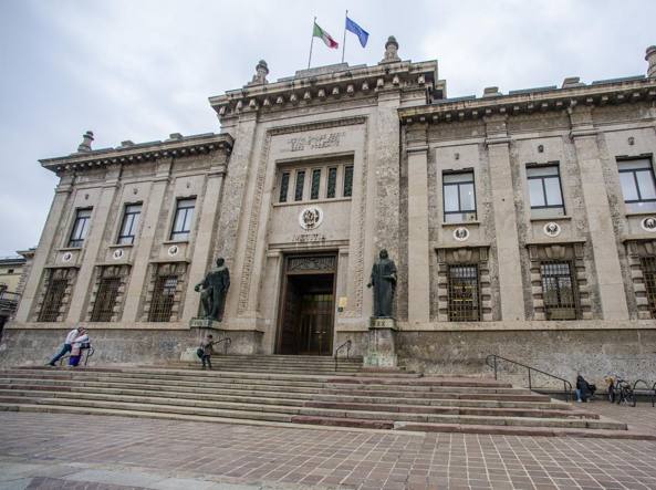 La fiscalía de Bergamo donde se investigó el otro caso que escandalizó a la sociedad italiana en 2018