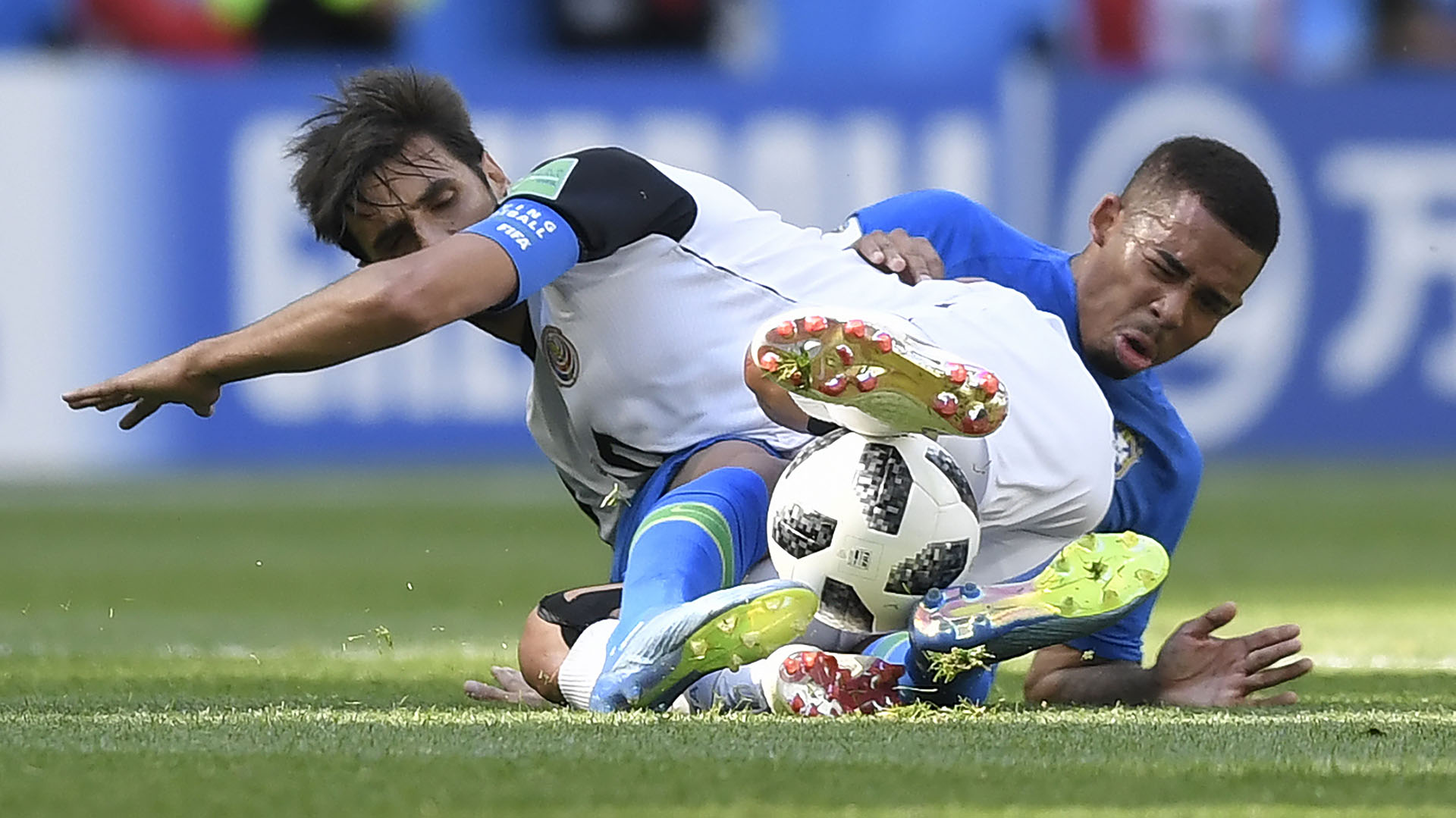 Brasil superó 2-0 a Costa Rica