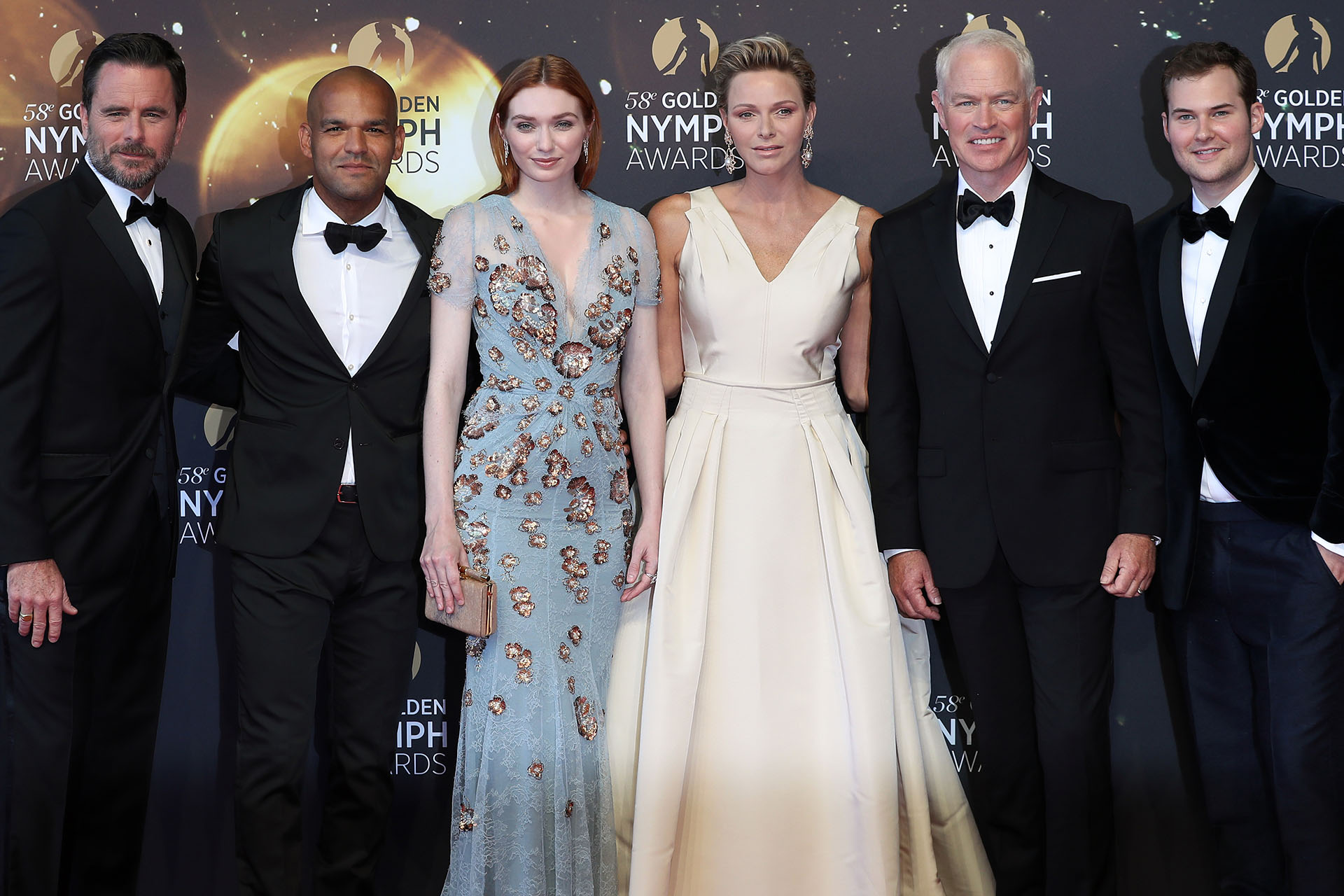 Charles Esten, Amaury Nolasco, Eleanor Tomlinson, Charlene de Mónaco, Neal McDonough y Justin Prentice