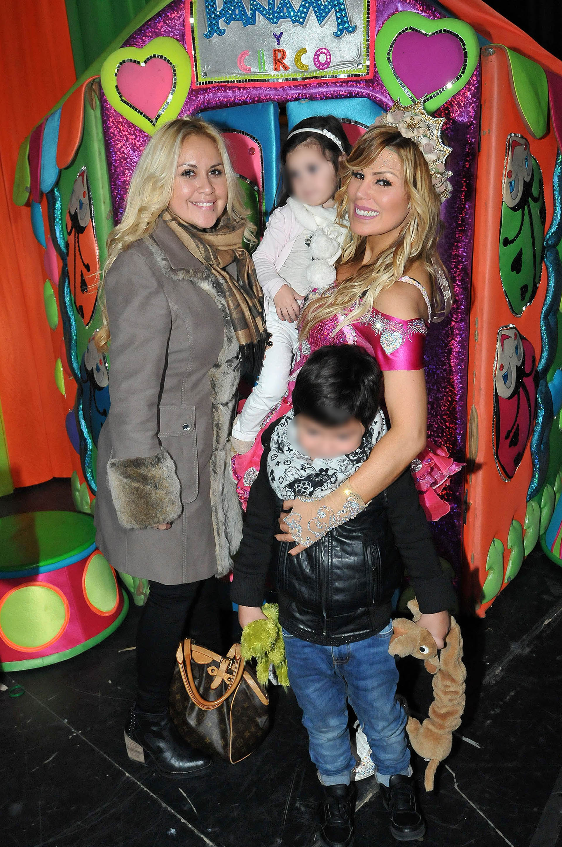 Verónica Ojeda llevó a su hijo, Dieguito Fernando, al show