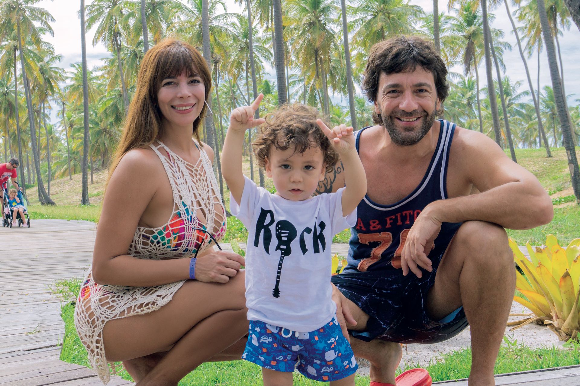 Ximena Capristo, Gustavo Conti y el pequeño Félix.