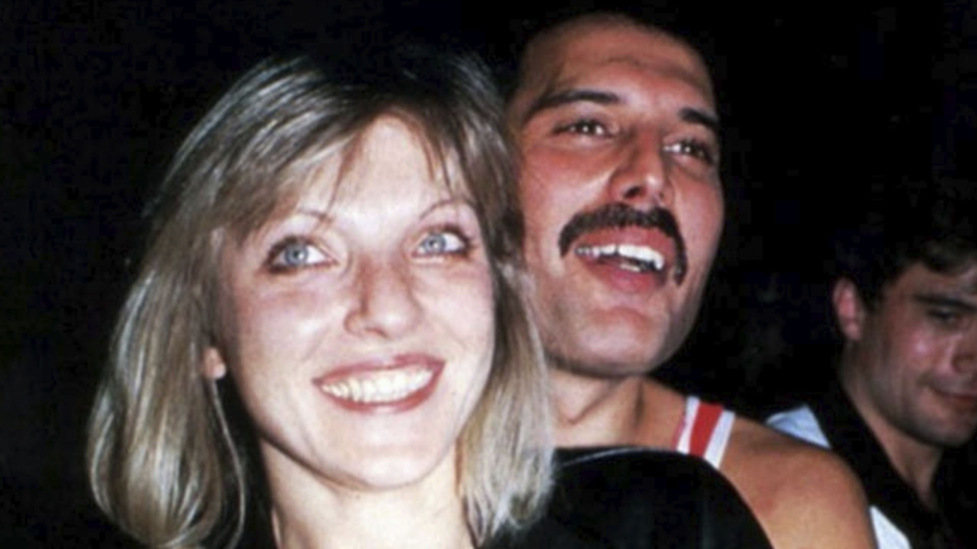 Freddy Mercury con Mary Austin