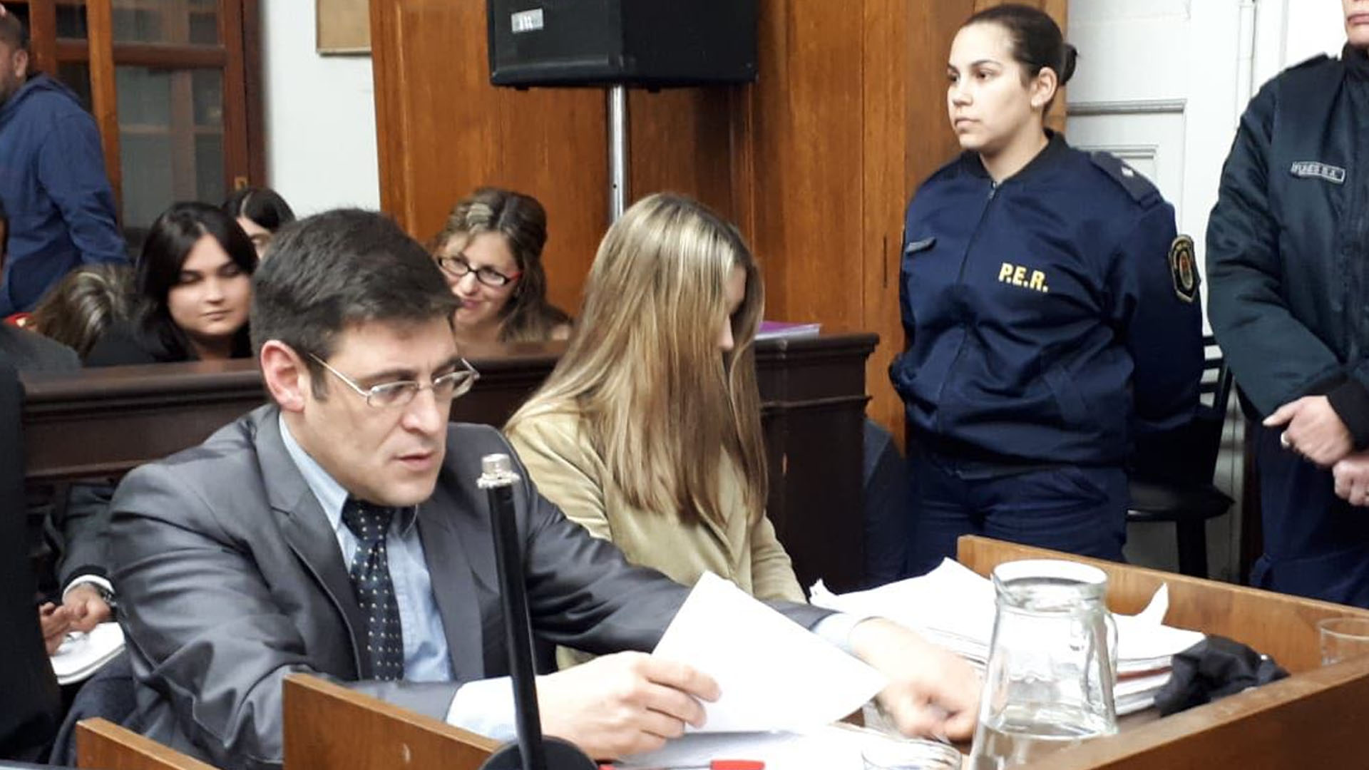 Nahir Galarza declaró durante dos horas. Entre lágrimas aseguró: “Sabía que Fernando había recibido un disparo, pero del otro disparo no sabía. Estar herido no significa que te vas a morir”