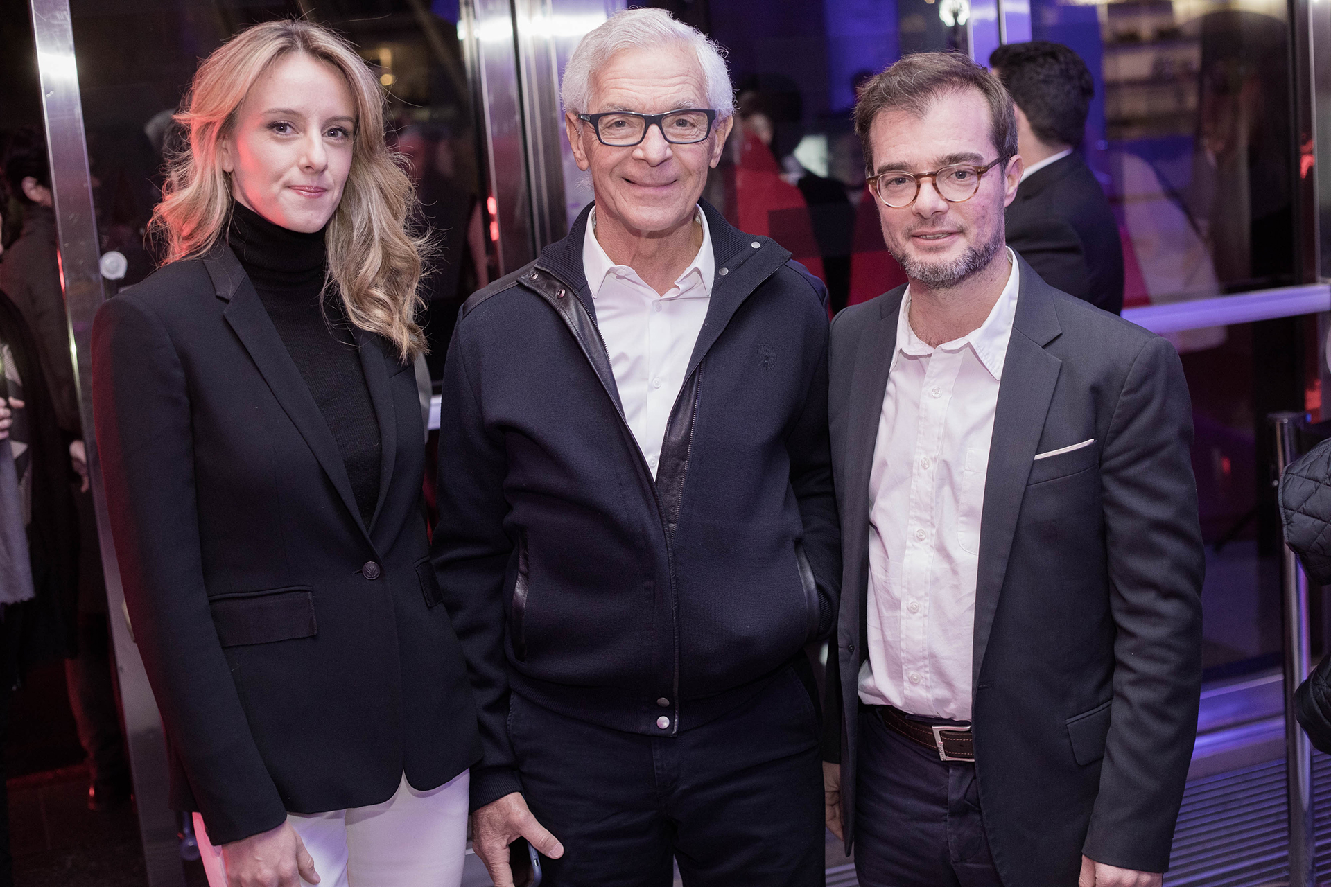 Eduardo Costantini y su pareja Estefanía Daneri junto al ministro de Cultura porteño, Enrique Avogadro, en el pre-opening de la muestra que se exhibe en el Malba y que contrapone los estilos de Cindy Sherman y Richard Prince, a través de un conjunto de 35 fotografías de gran formato, pertenecientes a la colección del Museo Astrup Fearnley de Oslo. Imágenes icónicas de la cultura popular norteamericana, que por primera vez se exhiben en Buenos Aires
