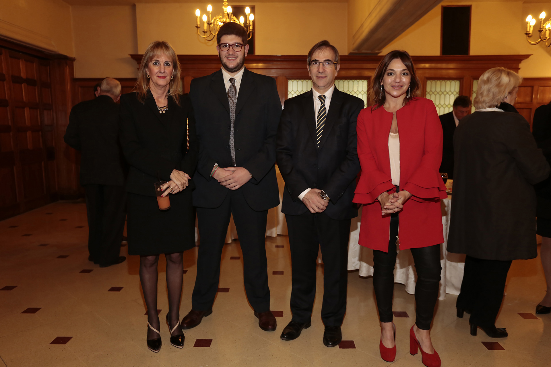 Ramona Maciel, directora del diario La Voz del Pueblo; la periodista Lorena Maciel y Pedro López Matheu, de Telecom