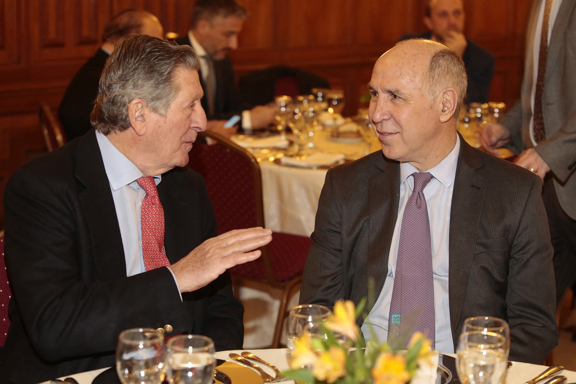 Ricardo Lorenzetti y Claudio Escribano, del diario La Nación