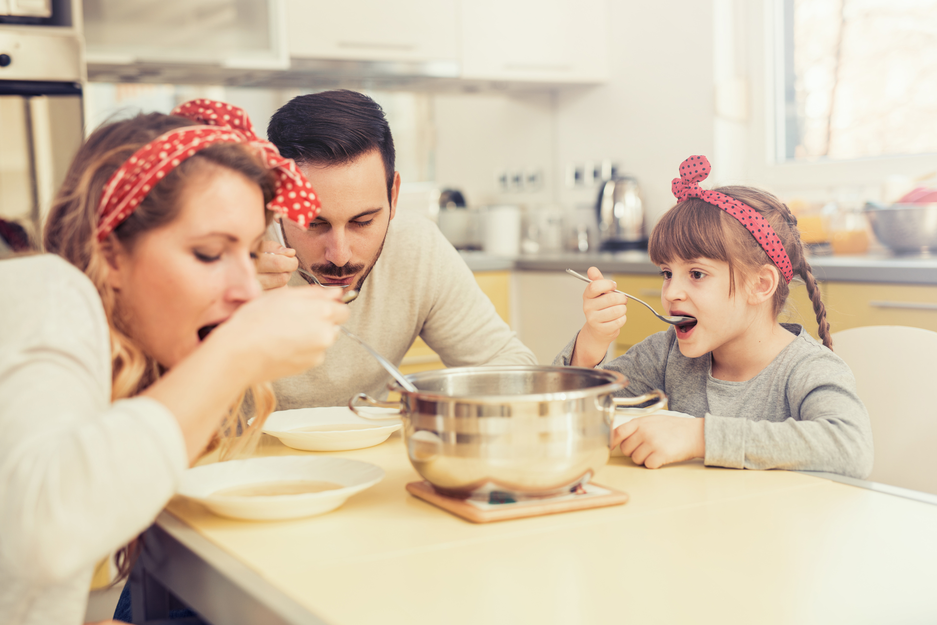 La sopa es una muy buena opción para quienes estén a dieta -tanto para engordar como para adelgazar-, gracias a su alta cantidad de nutrientes (Getty Images)