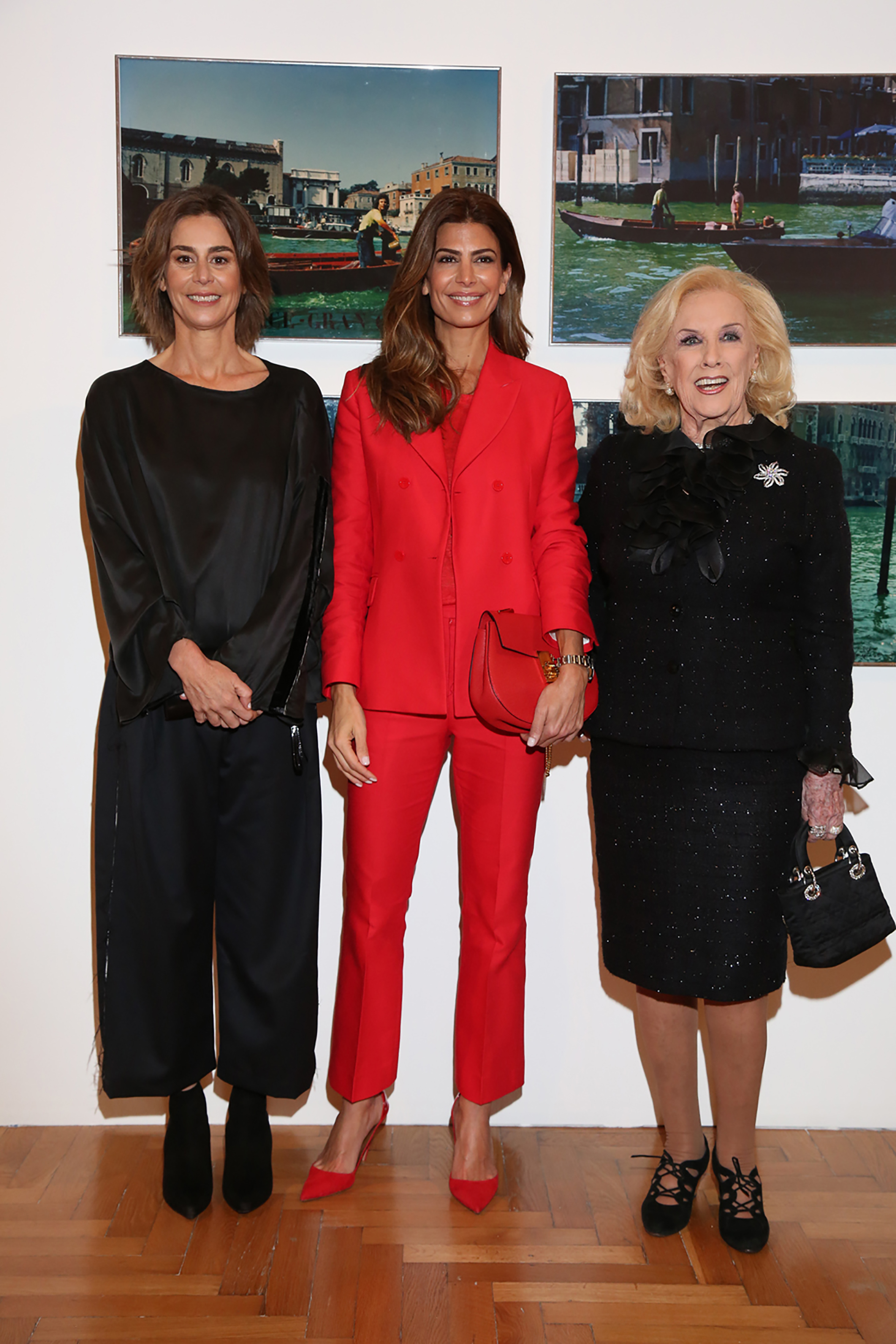 Azul García Uriburu, única hija de Nicolás García Uriburu (fallecido en 2016), junto a Juliana Awada y Mirtha Legrand