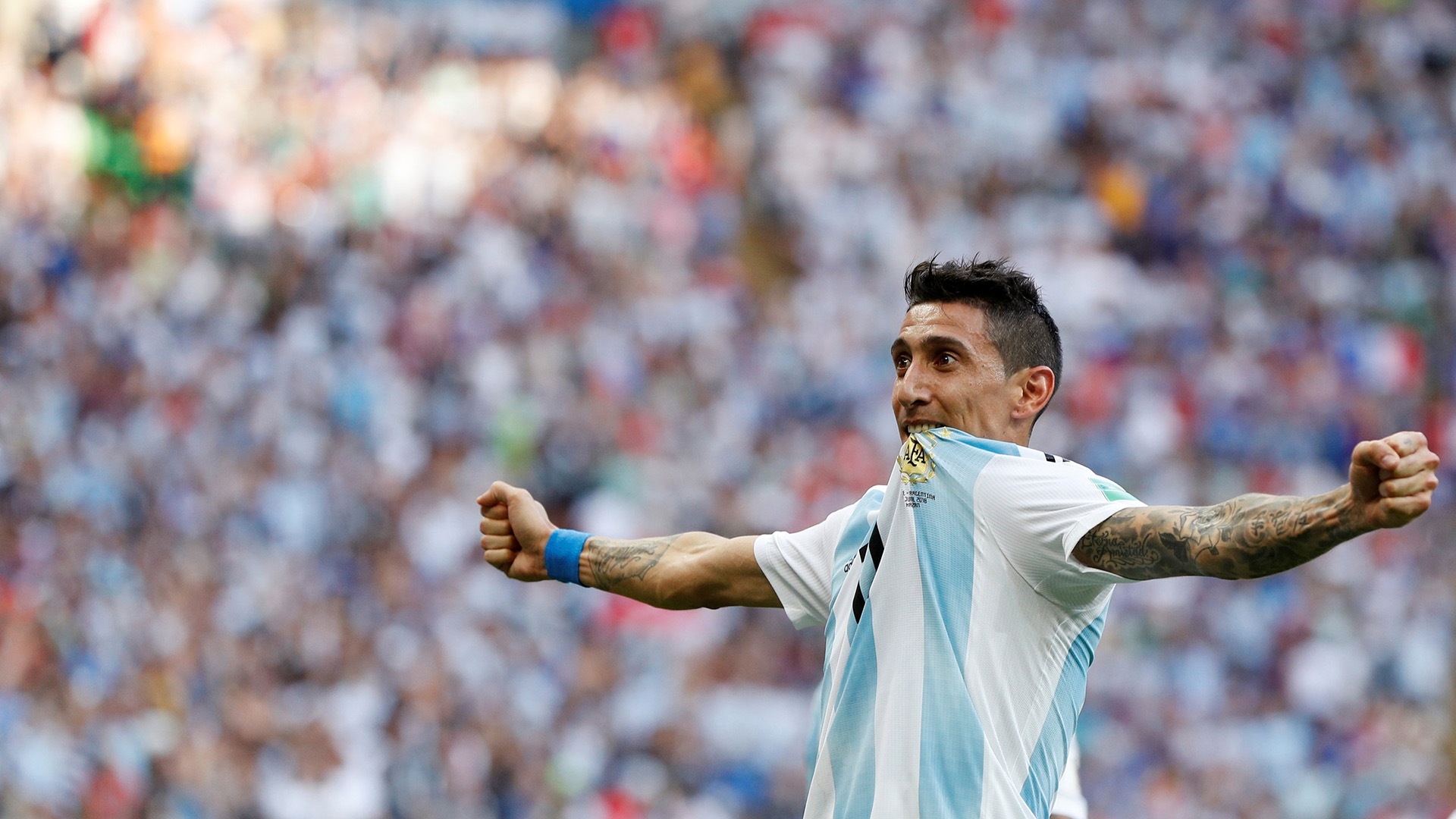 Golazo de Di María para poner el 1-1 parcial antes del descanso
