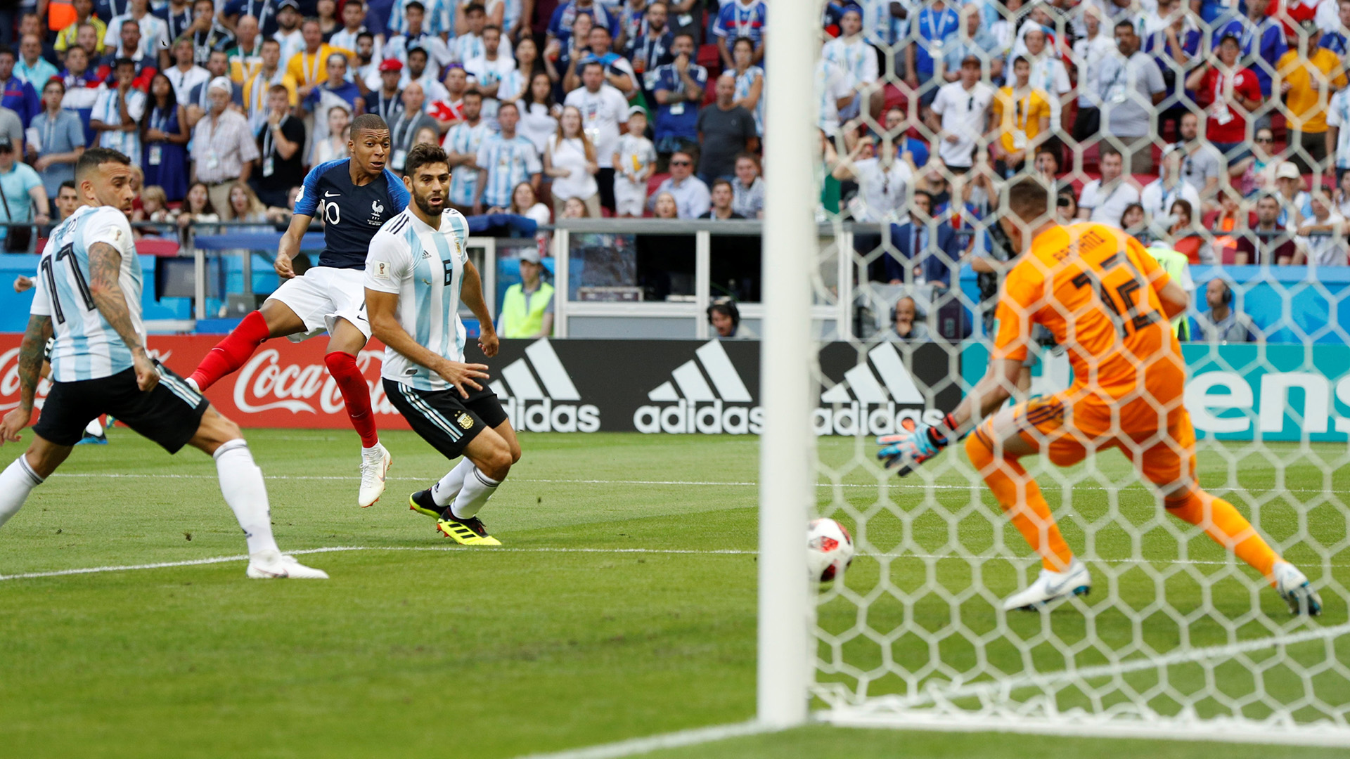 Les Bleus volvieron a ponerse en ventaja con un gol de Kylian Mbappe
