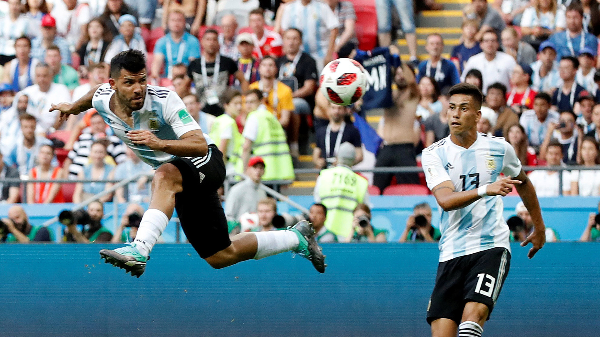 A dos minutos del final, Agüero consigue el descuento