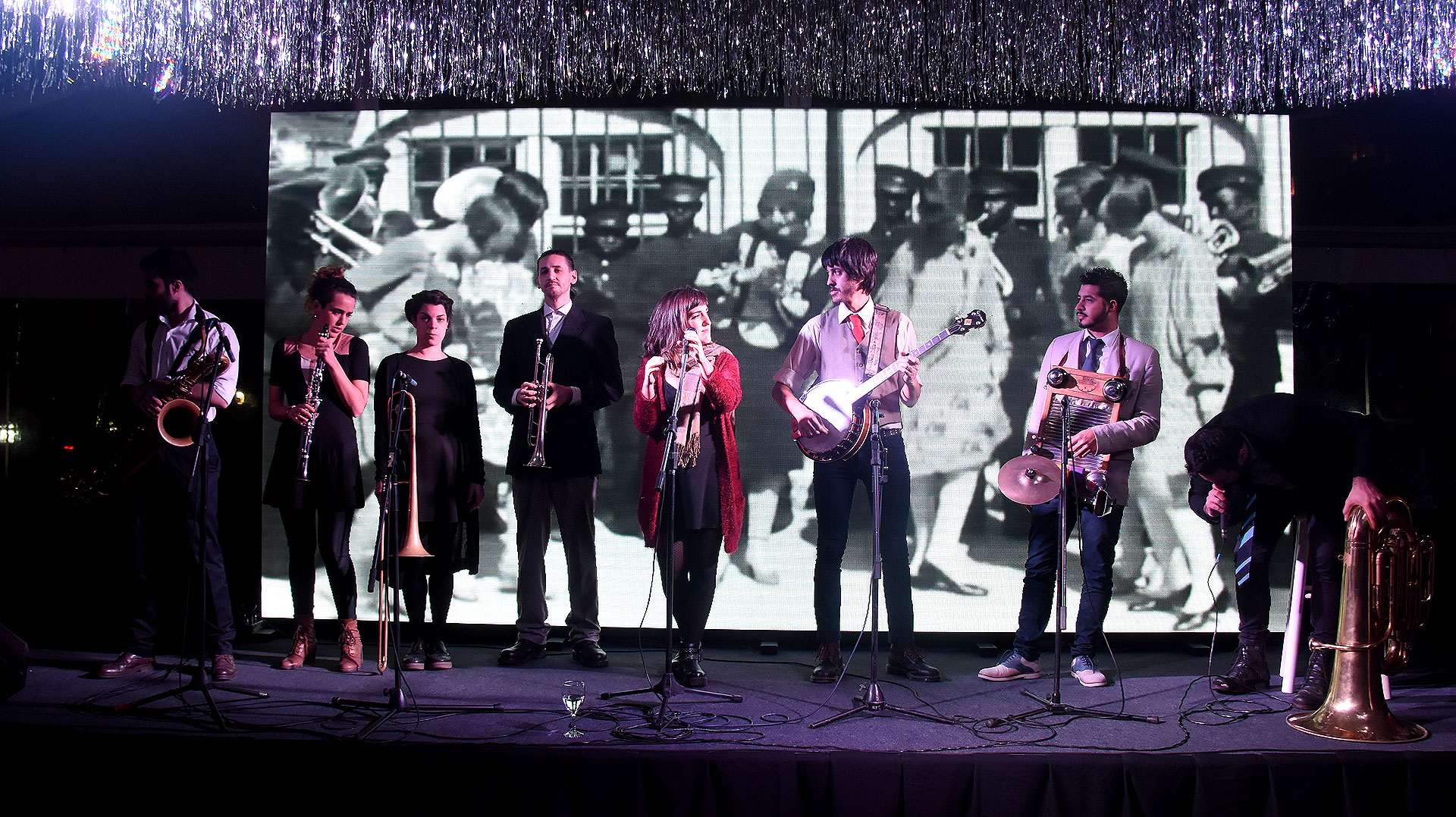 Los invitados disfrutaron de varios shows y diversas atracciones, como una performance de jazz