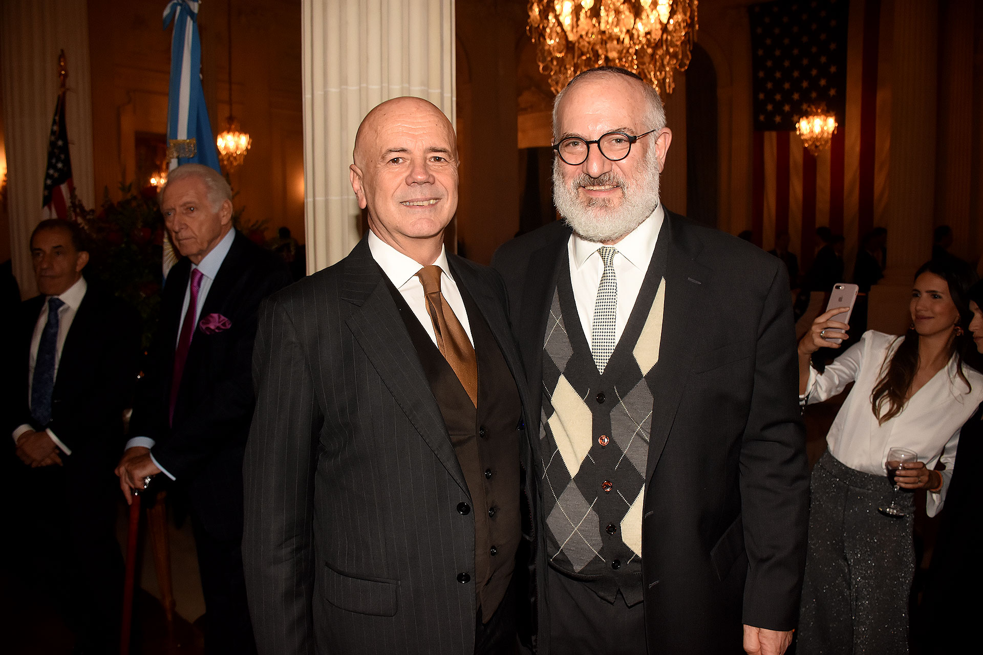 Jorge Telerman, director del Complejo Teatral de Buenos Aires, junto al empresario Eduardo Elsztain