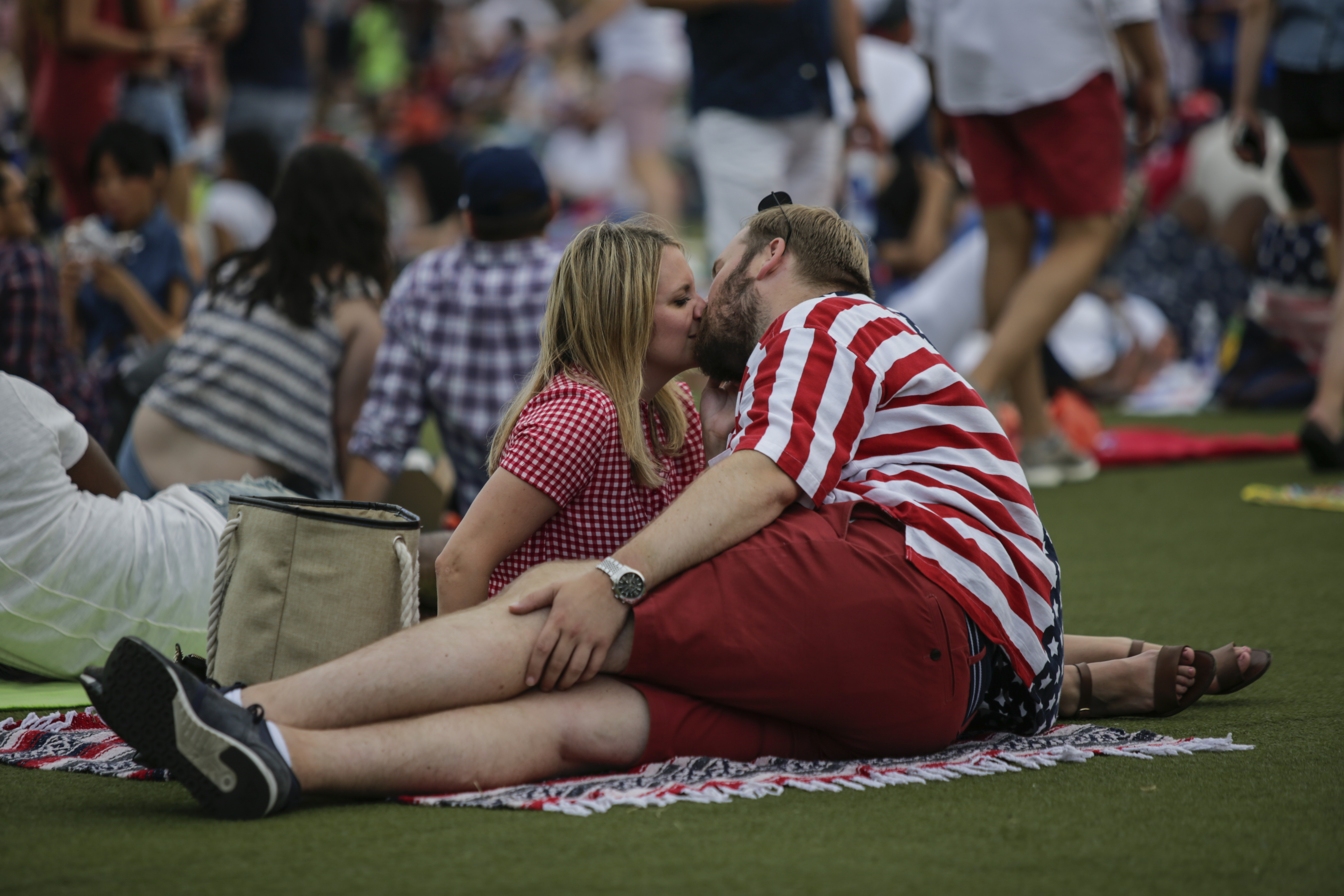 Picnics y reuniones familiares son otra marca del día. (Eduardo Munoz Alvarez/Getty Images/AFP)