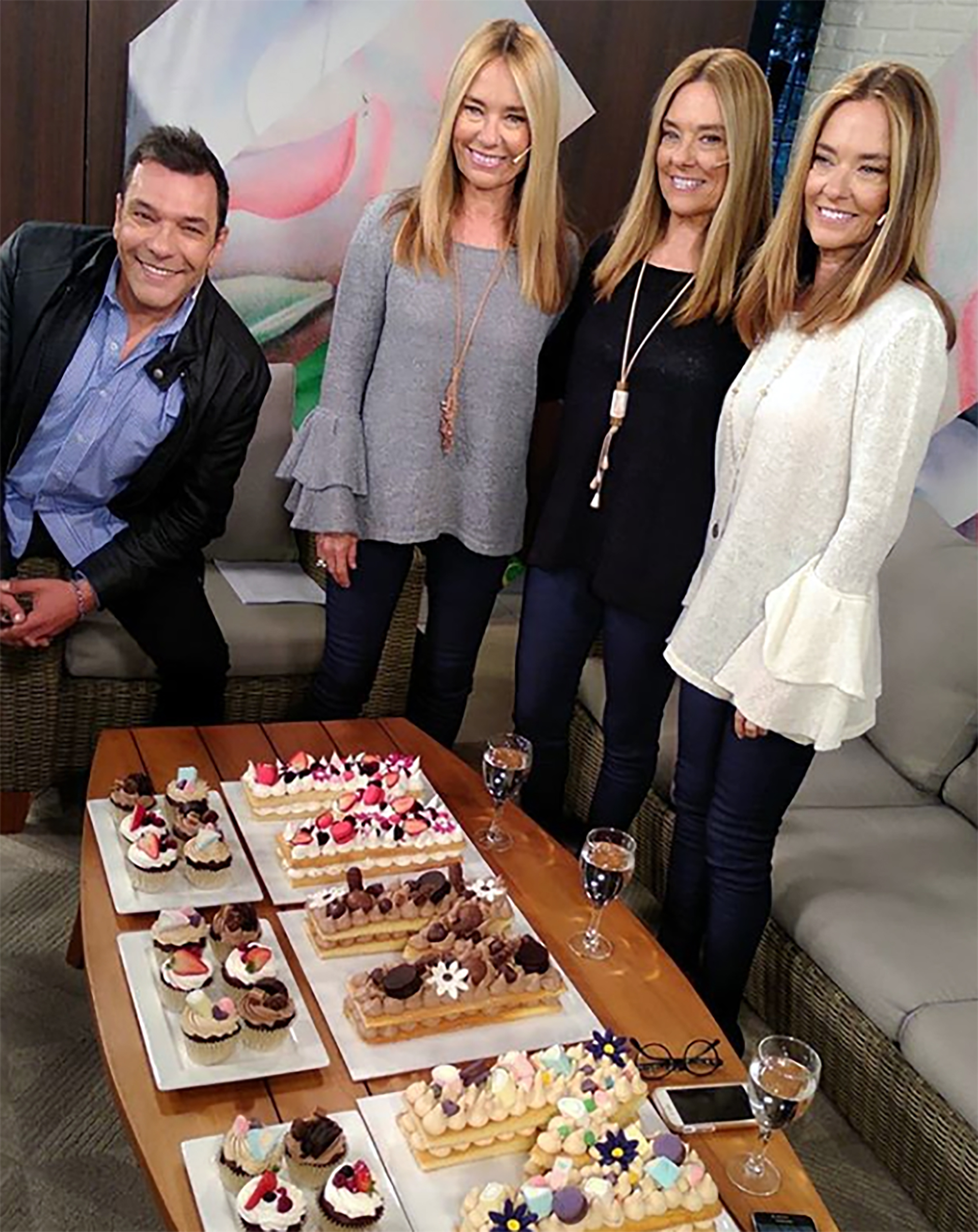Las Trillizas de Oro regresaron a la TV, tras la muerte de Geñi, la hija mayor de María Eugenia. Las hermanas celebraron su cumpleaños número 58 en su programa “Mañanas nuestras” (Instagram)