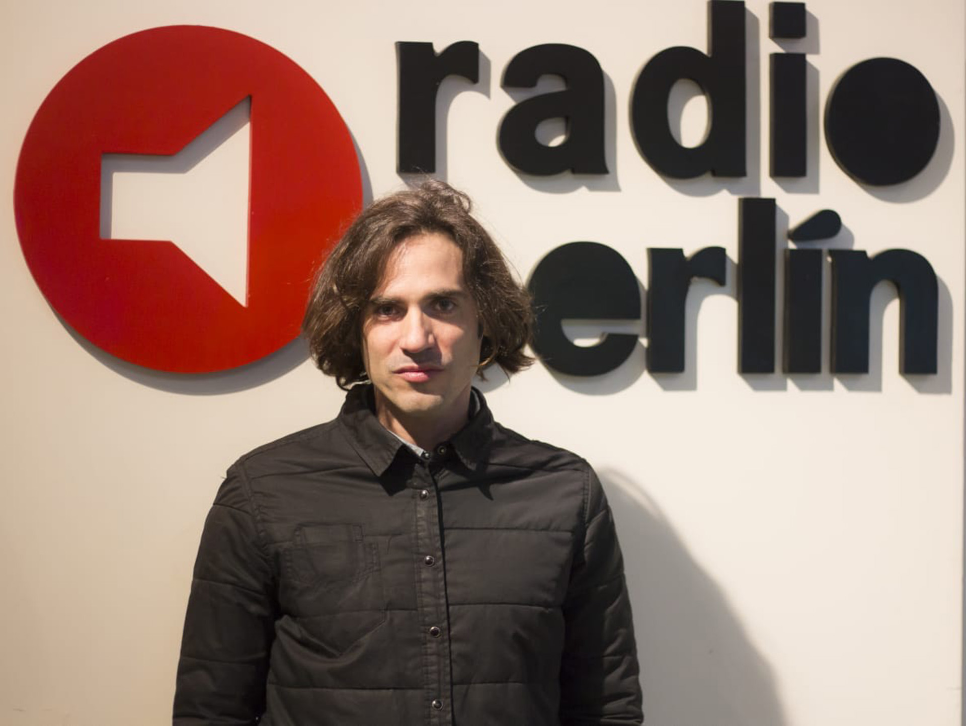 Manuel Caizza, baterista de Daniela Herrero y de Alejandro Lerner
