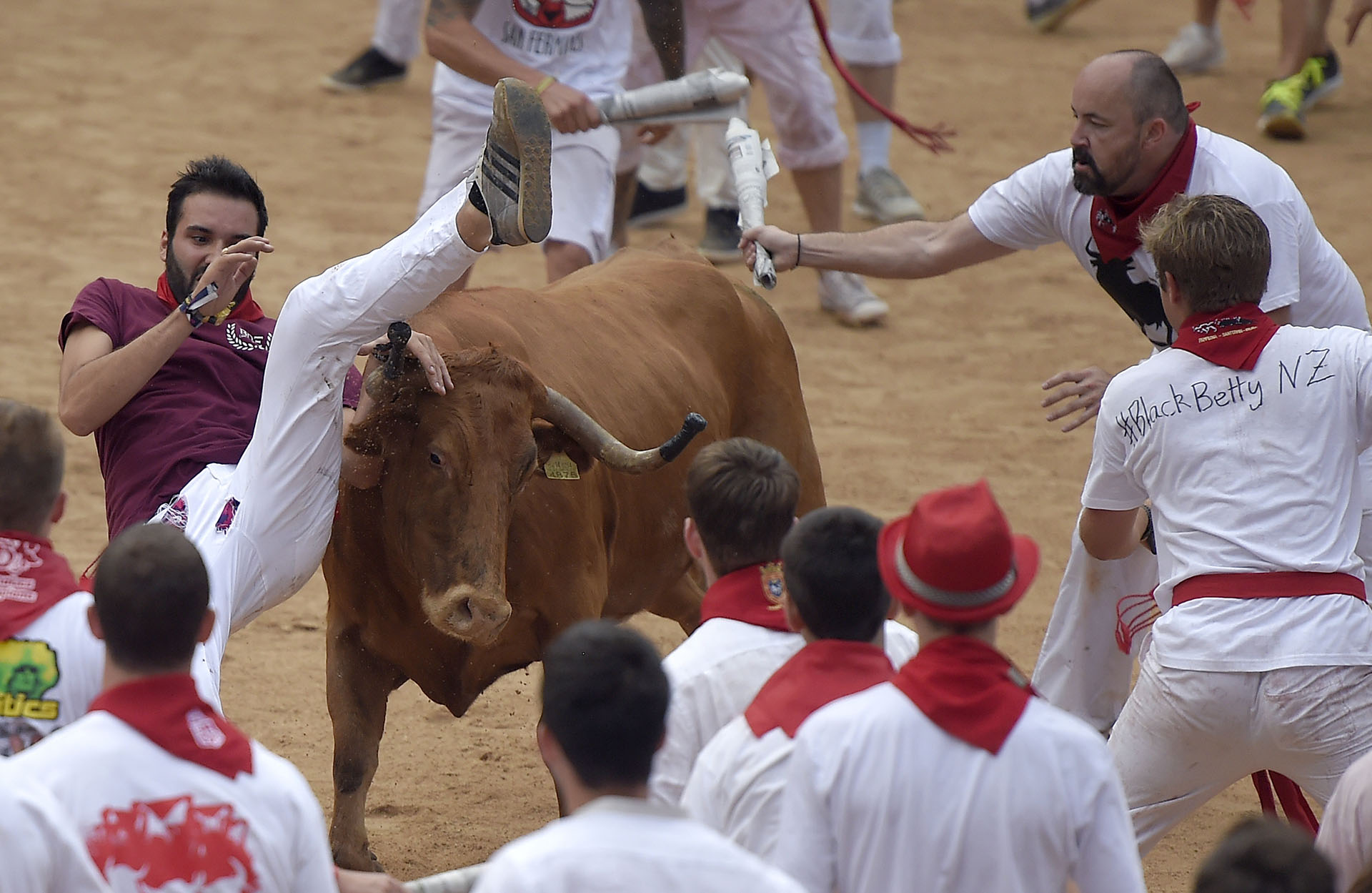 (AFP PHOTO / JOSE JORDAN)