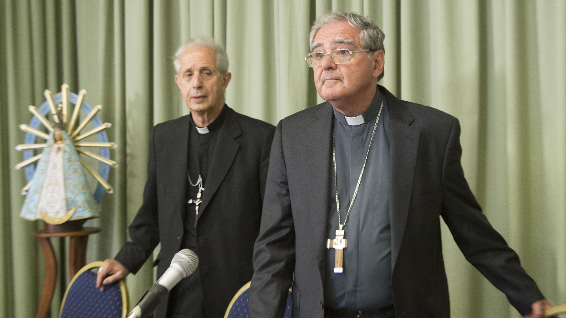 El presidente de la Conferencia Episcopal Argentina, monseñor Oscar Ojea