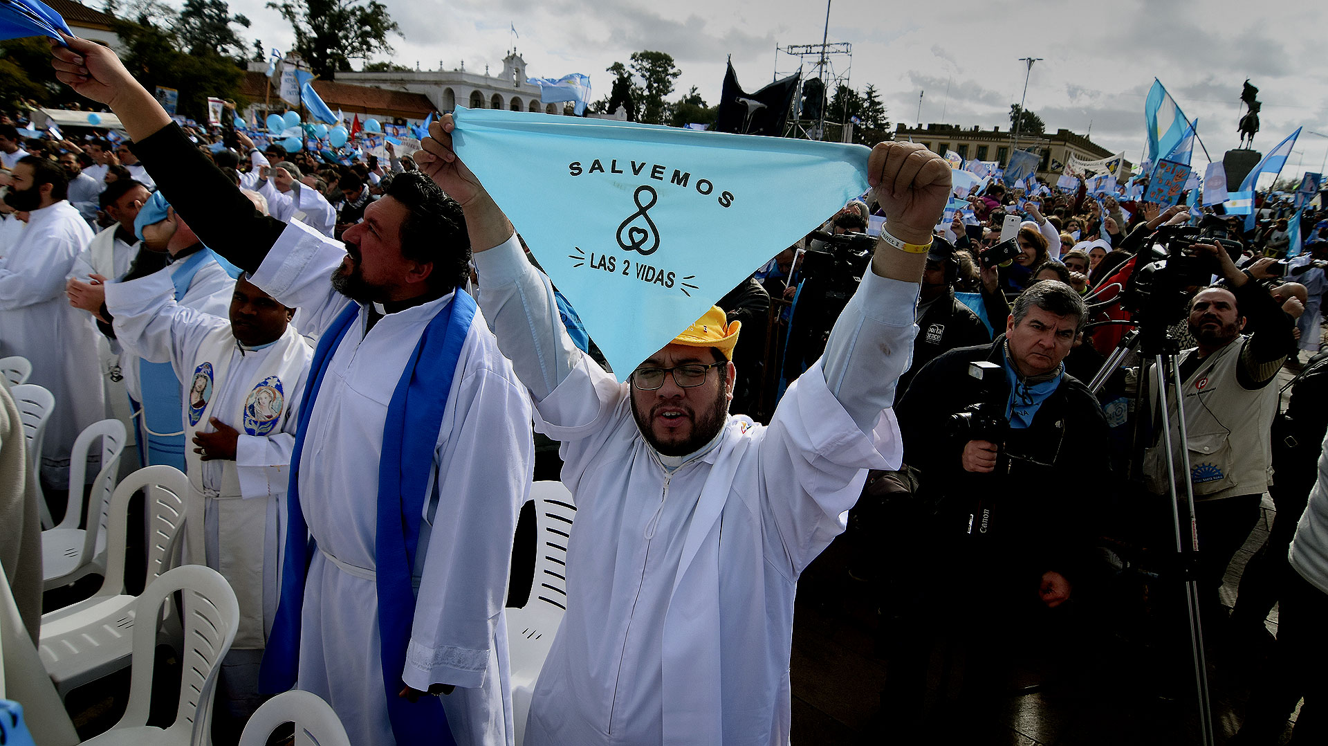 La Iglesia realizó un fuerte lobby durante el debate por la legalización del aborto (Foto: Nicolás Stulberg)