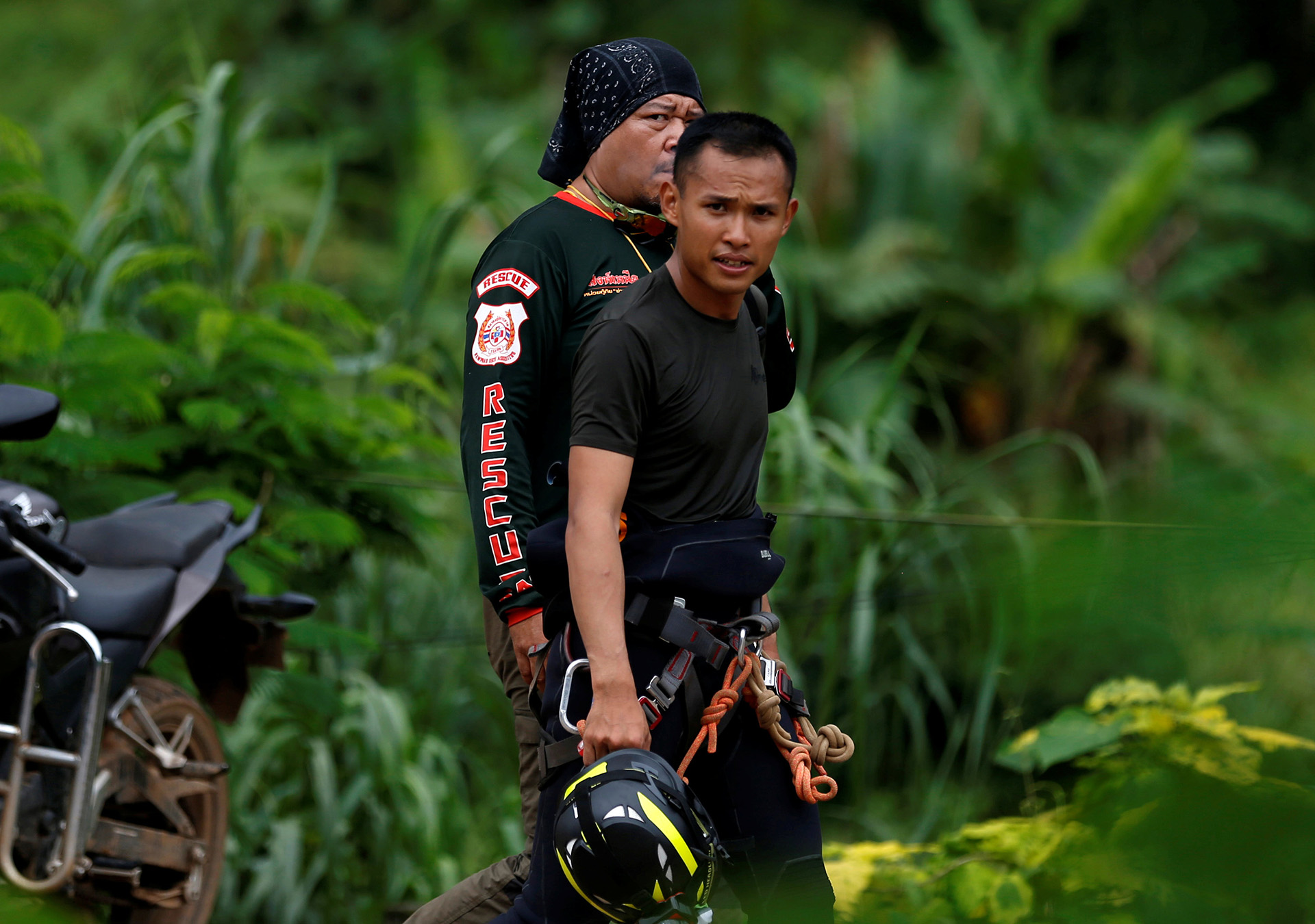Los equipos de rescate trabajan contrarreloj (Reuters)