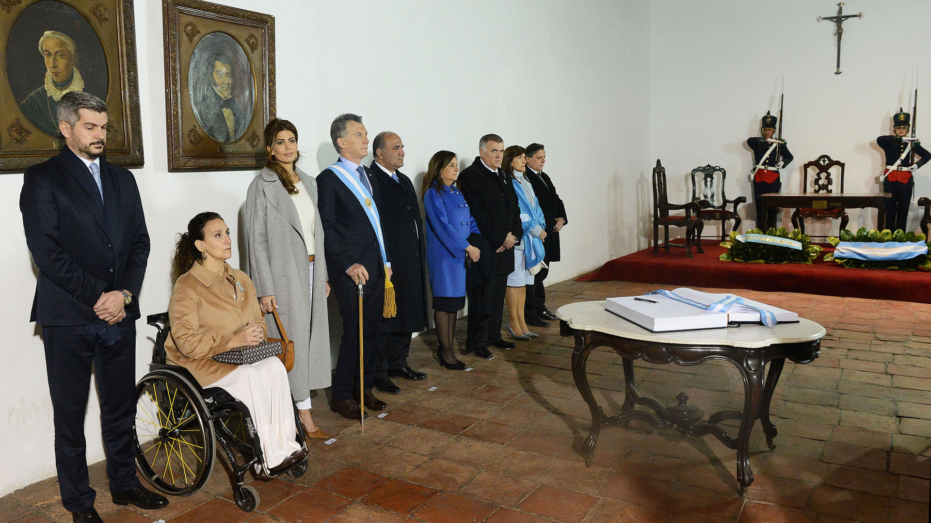 El Presidente estuvo acompañado por su esposa, la primera Dama Juliana Awada, la vicepresidente Gabriela Michetti y varios miembros de su Gabinete