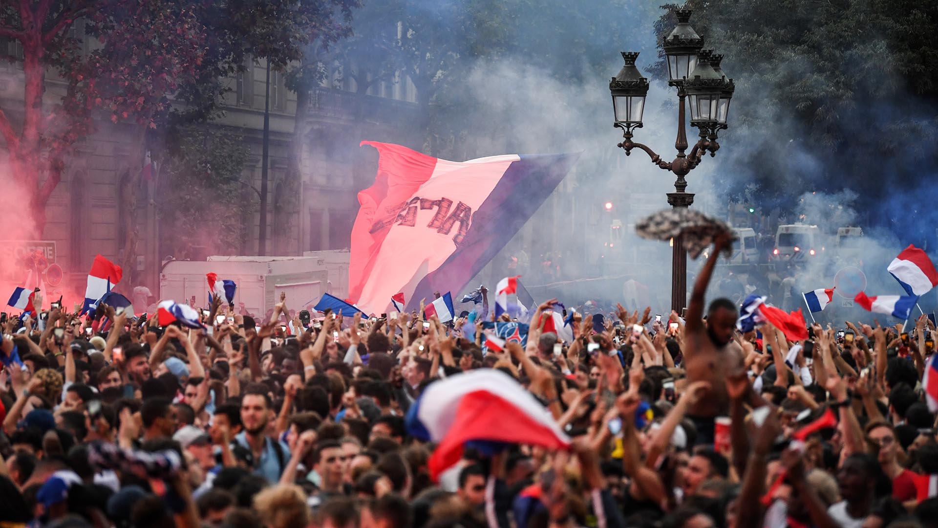 Muchísimo público siguió atento el triunfo en la capital francesa
