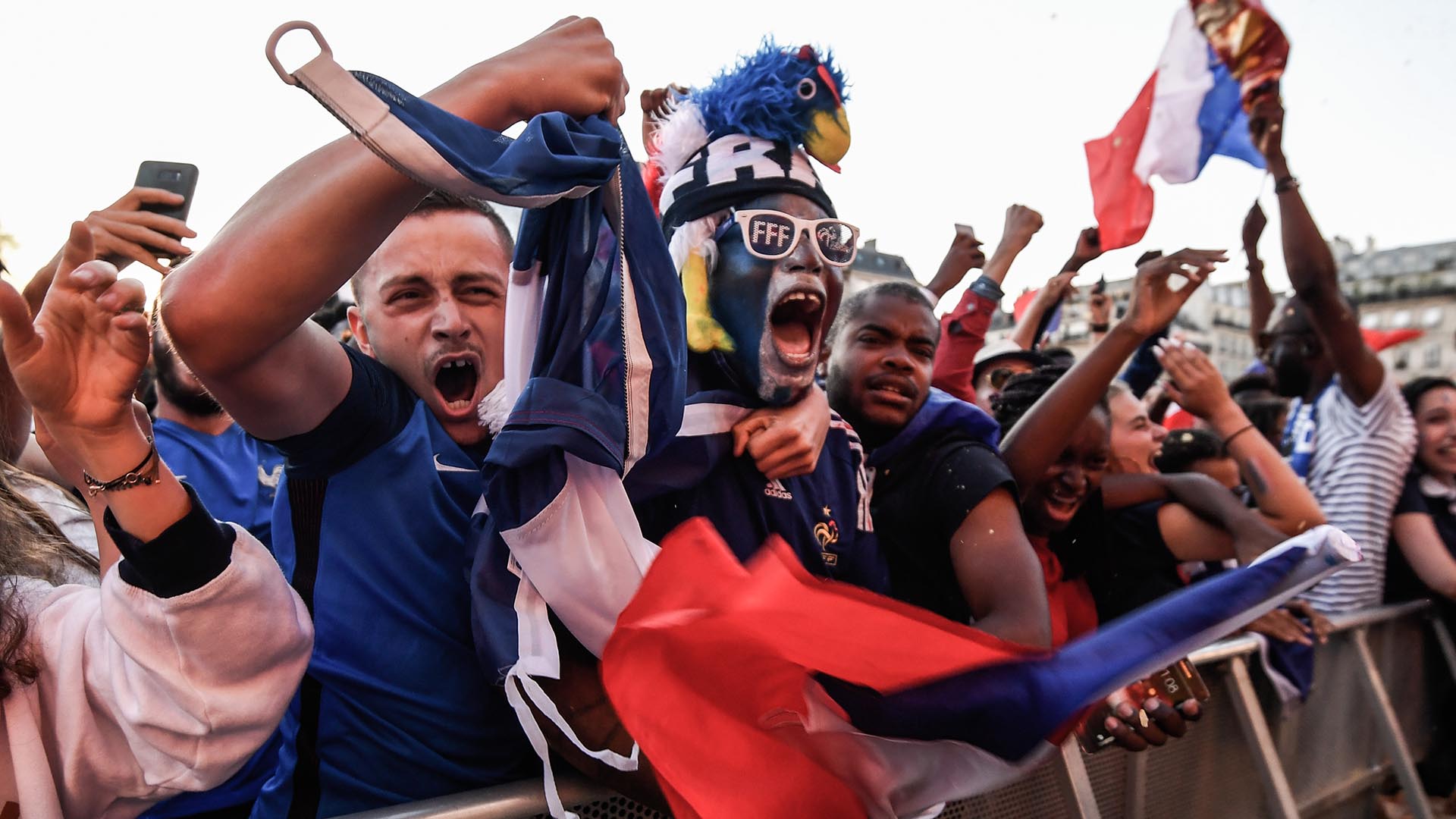 En París se celebró a lo grande la clasificación de Francia