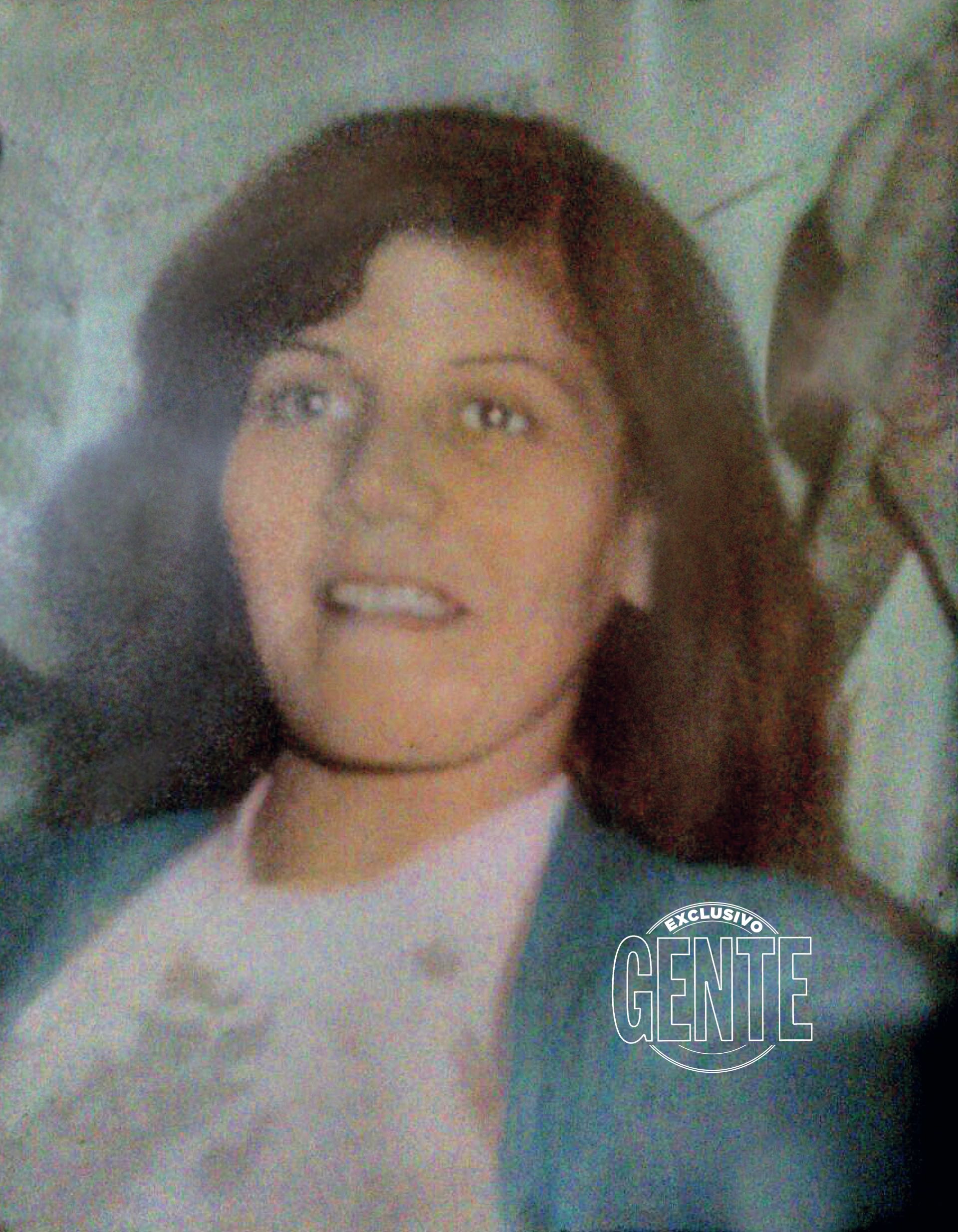 La única foto que Flor conserva de Sabina, su mamá. (Foto Álbum personal Flor de la V)