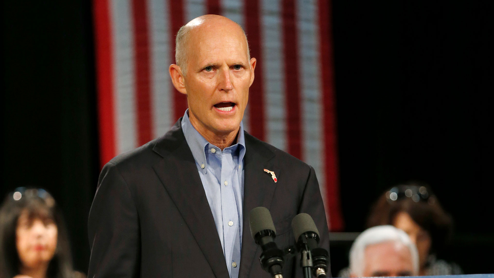 El gobernador saliente Rick Scott.