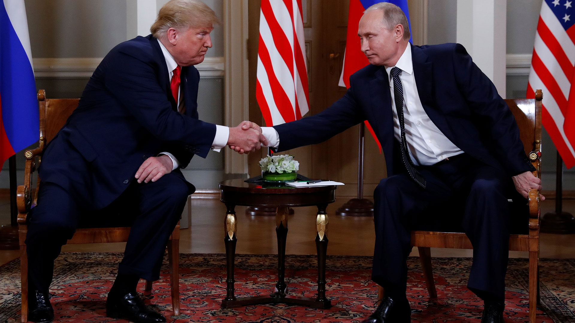 Trump y Putin mostraron pocas sonrisas en la primera aparición conjunta de la jornada