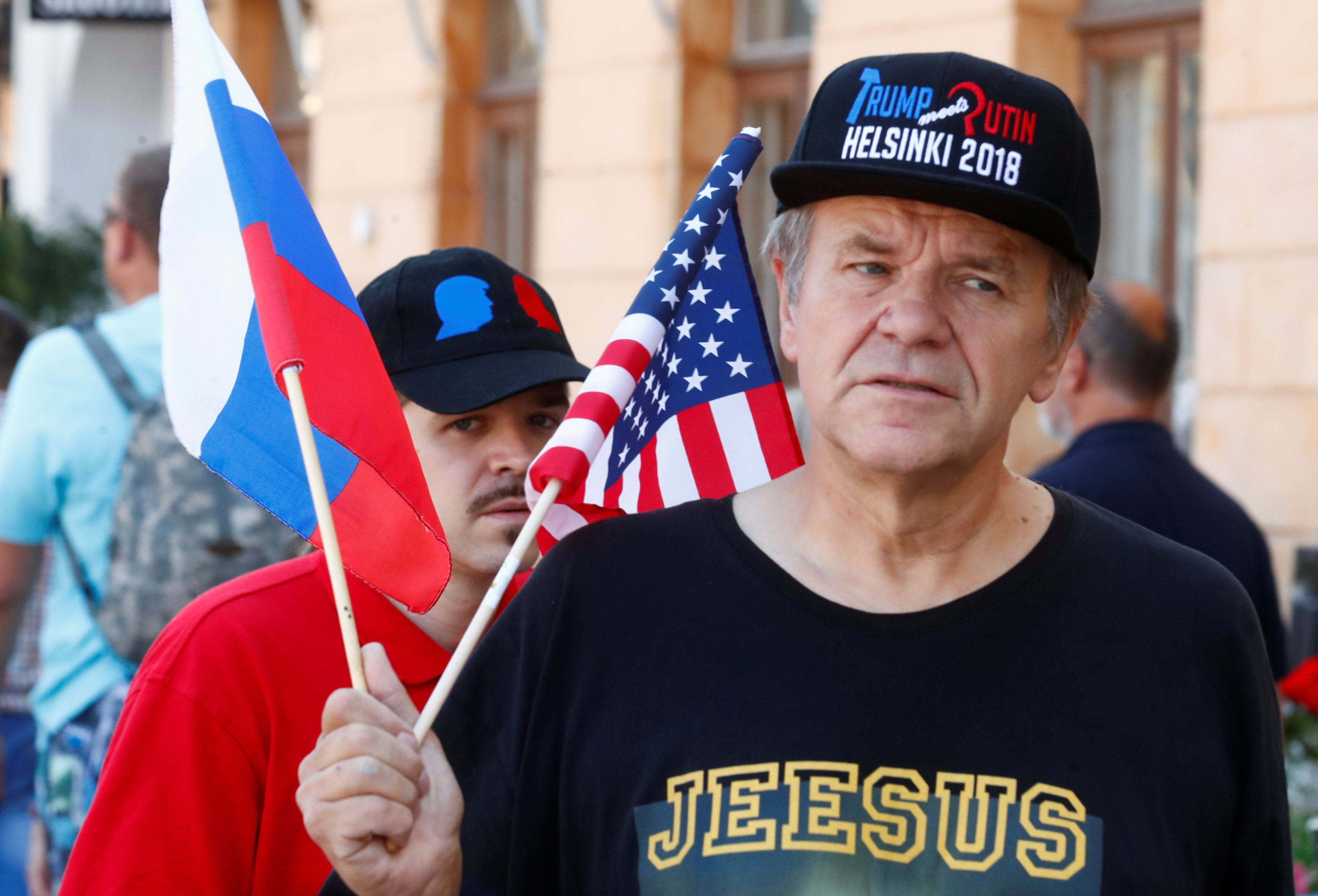 La tranquila Helsinki se vio agitada por el movimiento de las comitivas, los simpatizantes y los opositores