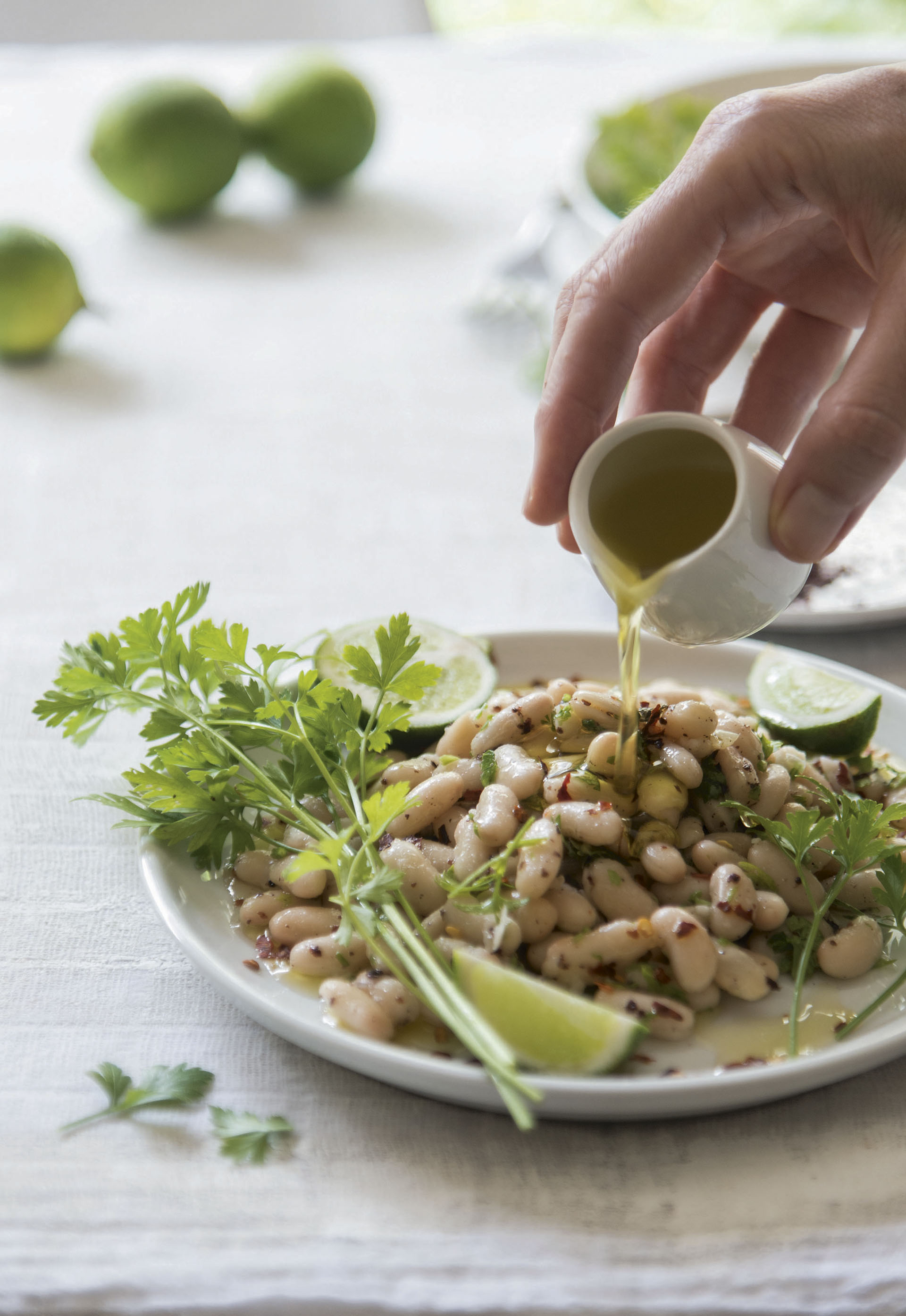 Porotos y lentejas, otra ensalada para preparar en casa en los días de frío.