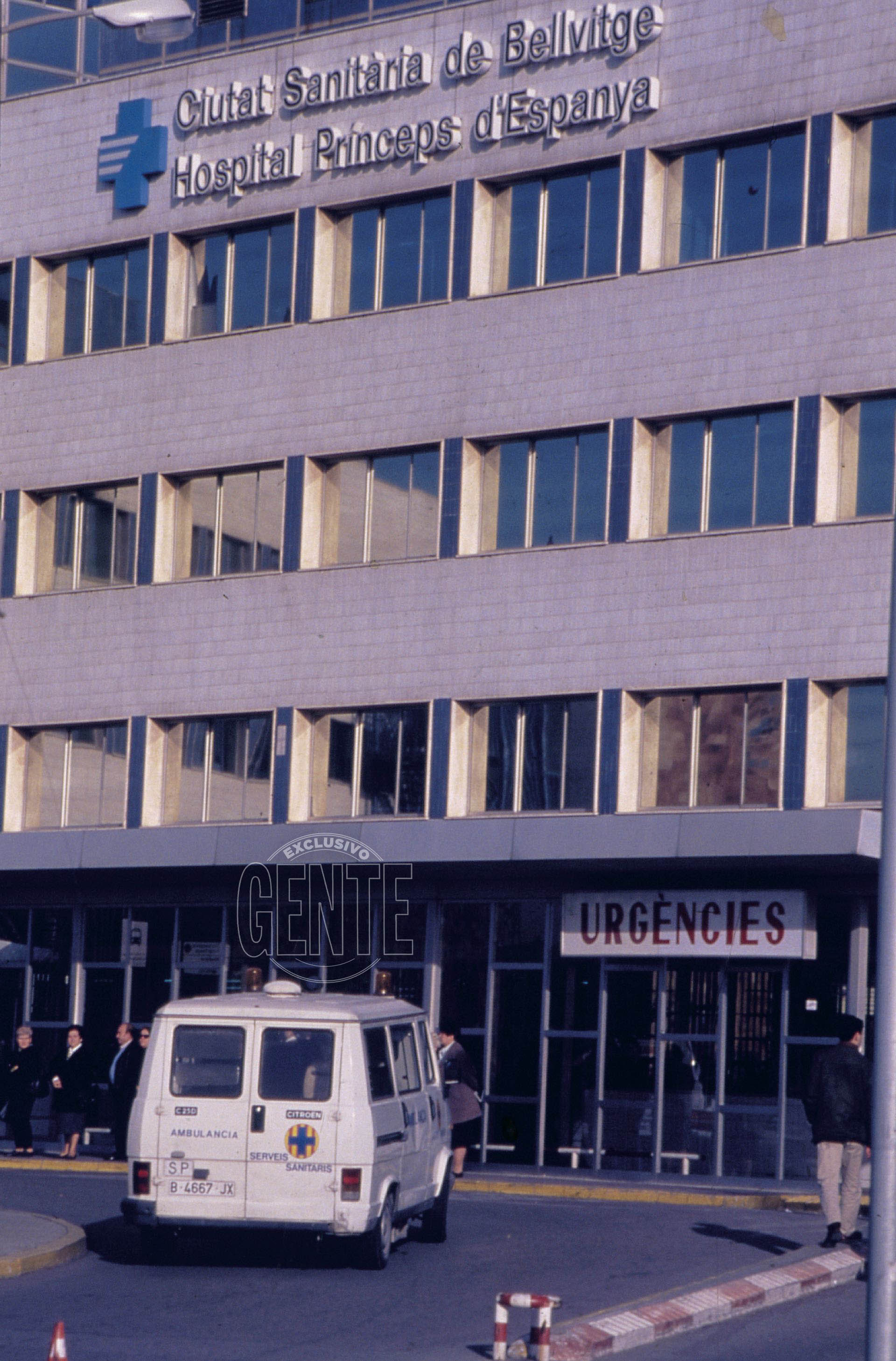 La fachada del hospital Príncipes de España, de la Ciudad Sanitaria de Bellvitge.(Foto Archivo GENTE)