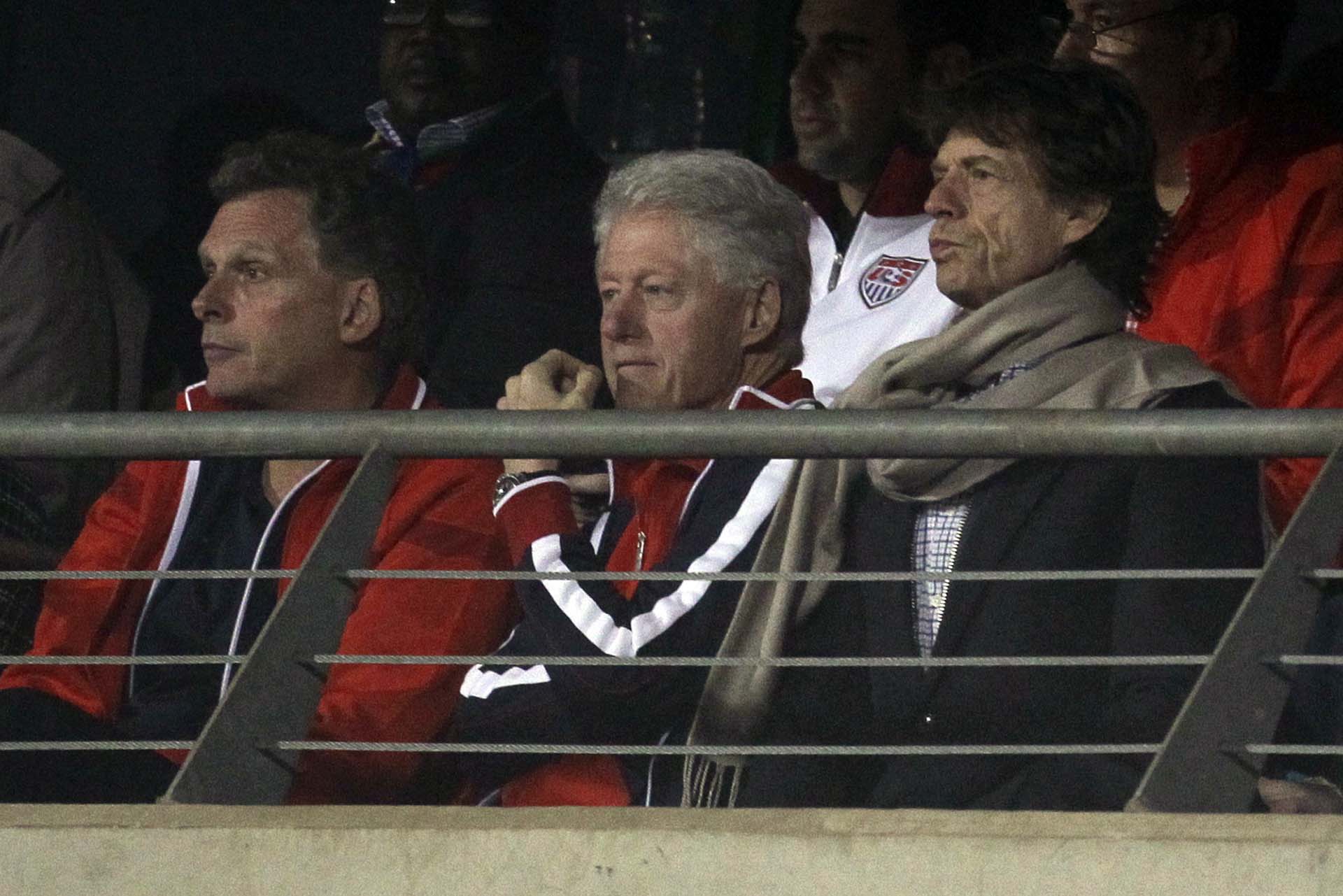 El 26 de junio de 2010, presenció uno d egos partidos de los EEUU en el Mundial de Fútbol de Sudáfrica. Con él, el ex presidente Bill Clinton