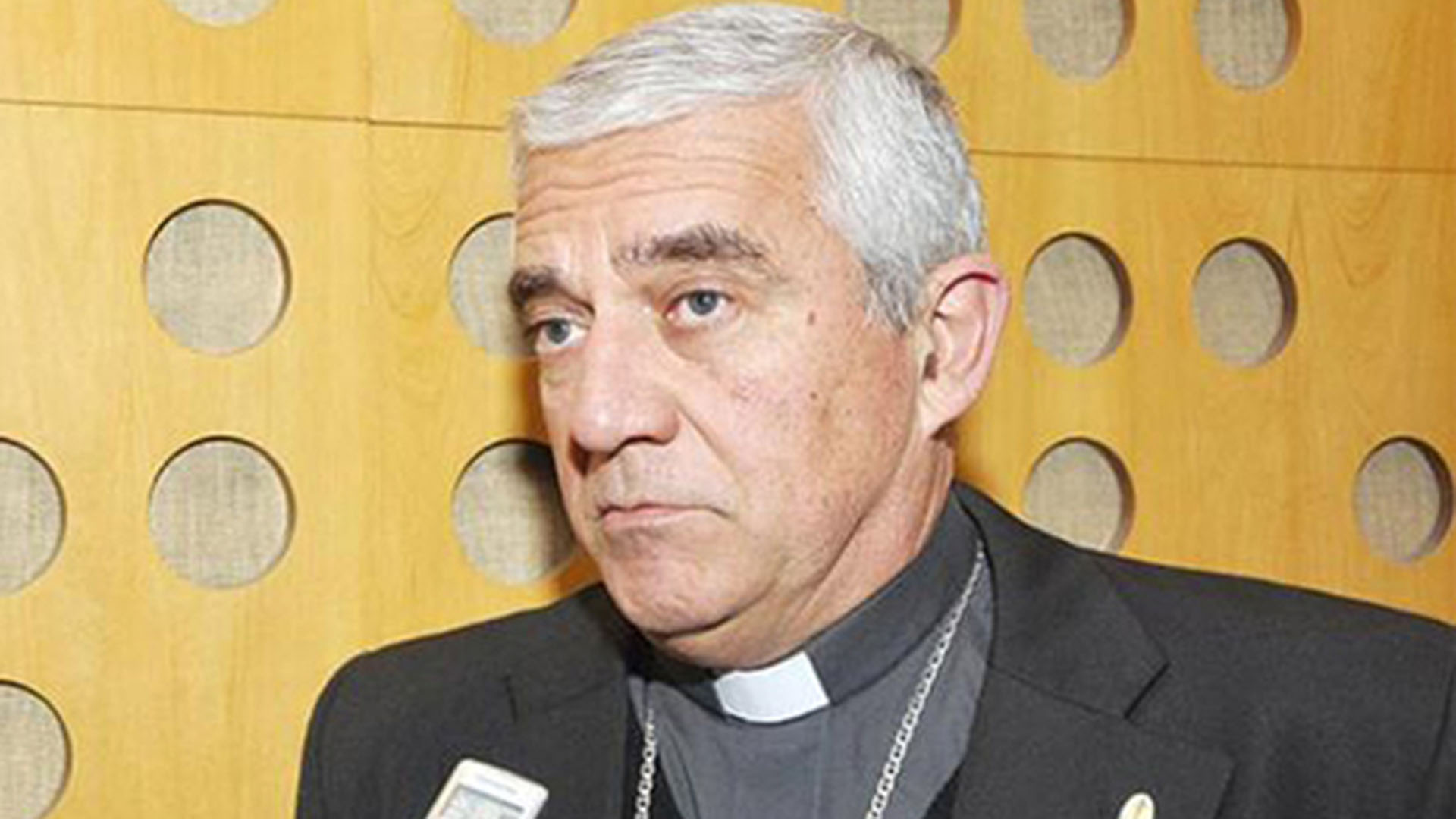 El obispo Adolfo Uriona