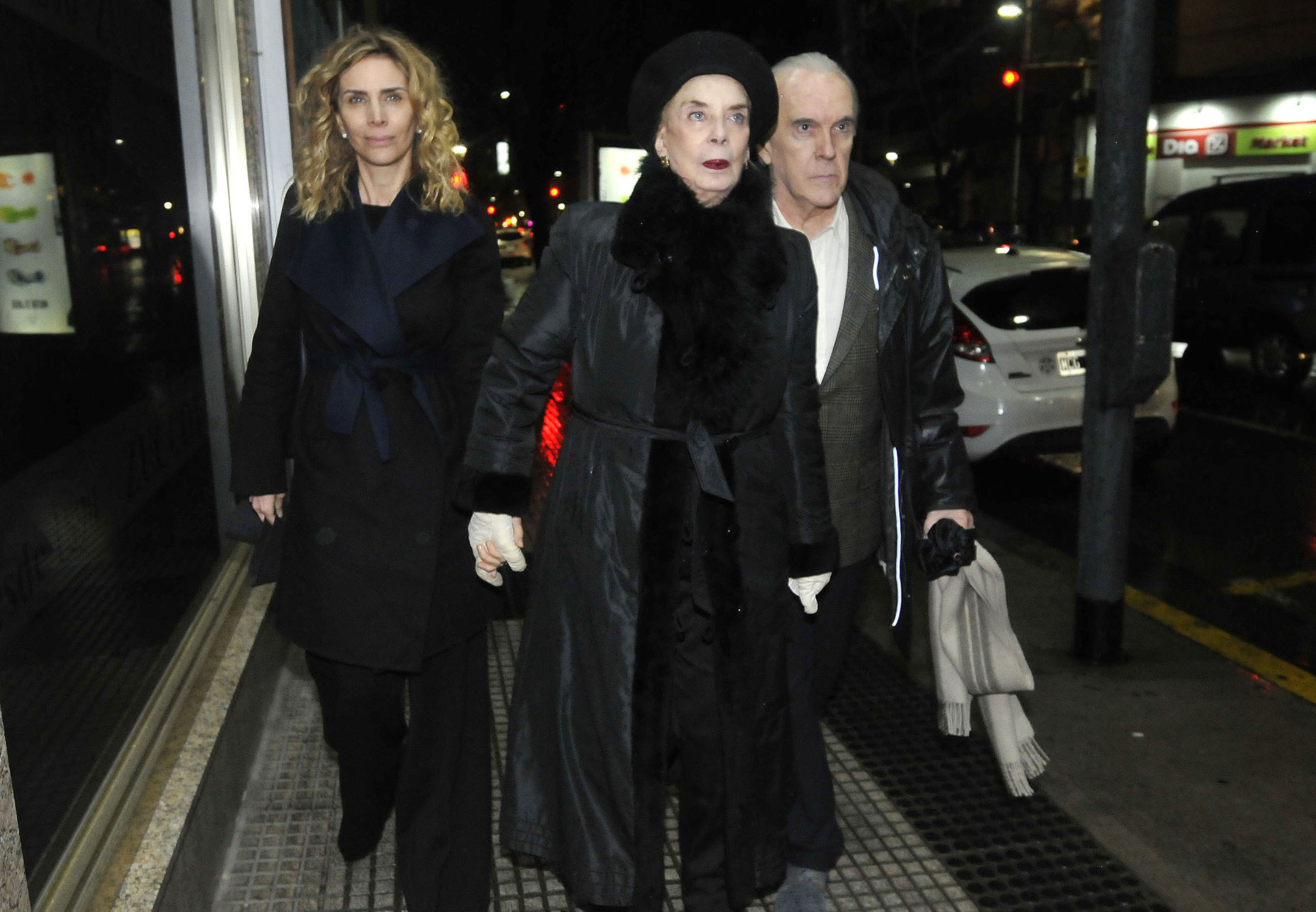 Adriana Salonia, Graciela Dufau y su esposo Hugo Urquijo