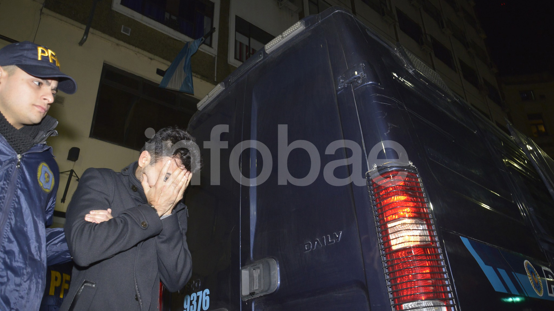 4.-Hugo Martín Larraburu, ex secretario de Juan Manuel Abal Medina en la jefatura de Gabinete de la Nación, quien al momento de ser detenido se encontraba trabajando en el Senado de la Nación