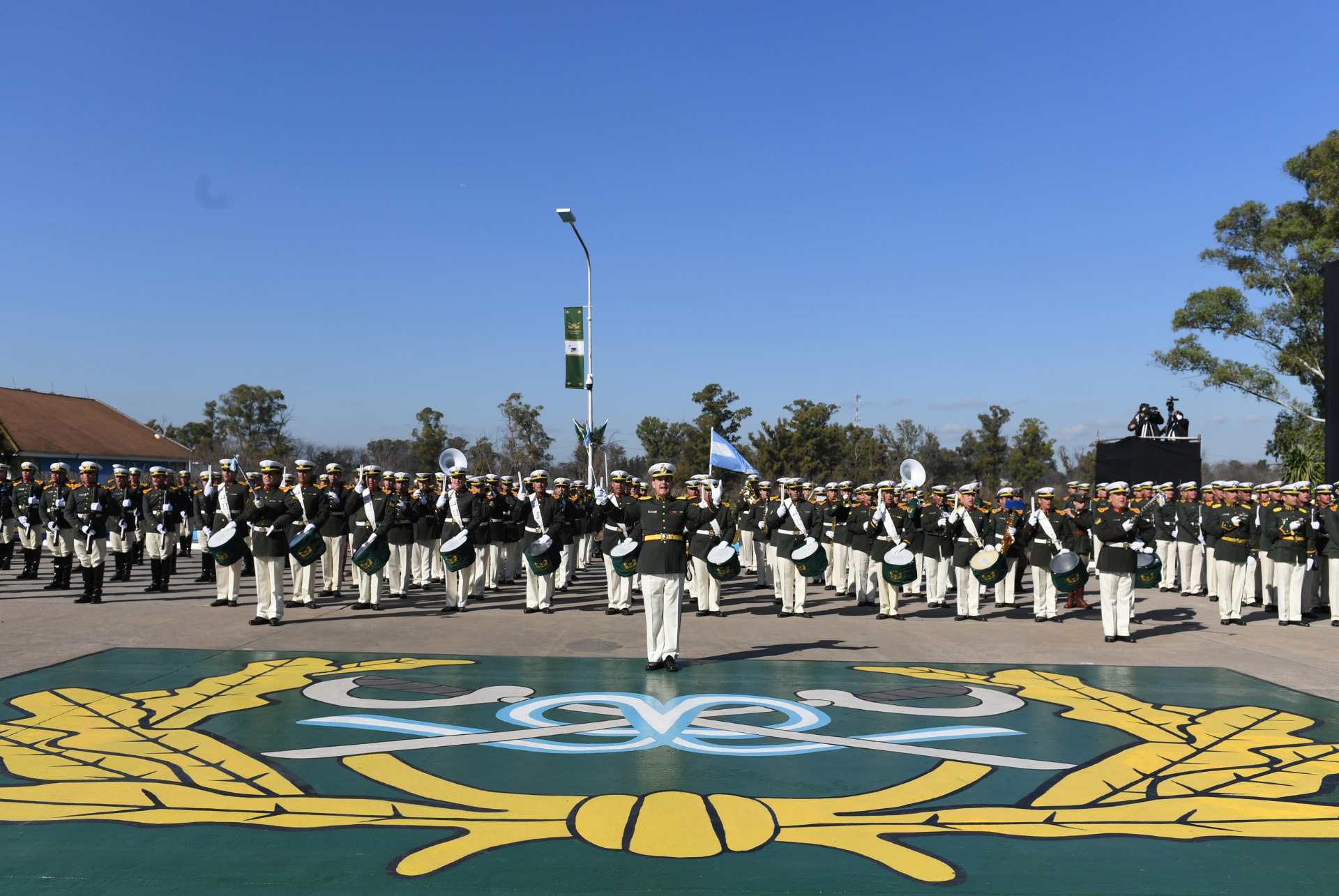 Para esta ocasión, la banda especial de la Gendarmería fue conformada integrantes de la escuela Martín de Güemes, del instituto Juan Adolfo Romero, y la banda del Comando de Región I