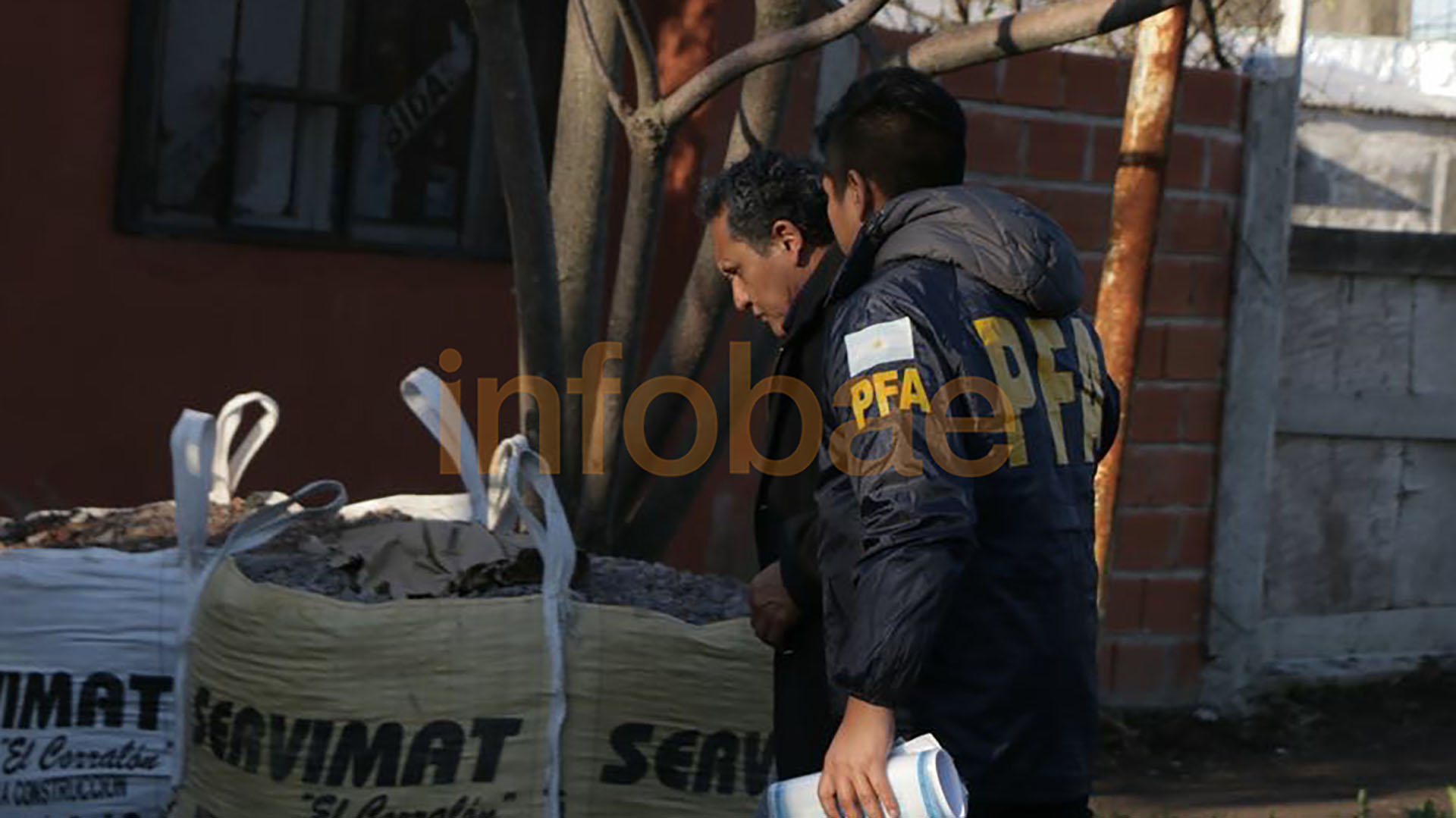13.- Oscar Centeno, el chofer que escribió los cuadernos con todos los detalles de la ruta de las coimas K, fue el primero en ser detenido en la tarde del martes y en calidad de arrepentido deberá dar su versión a la justicia (Lihue Althabe)